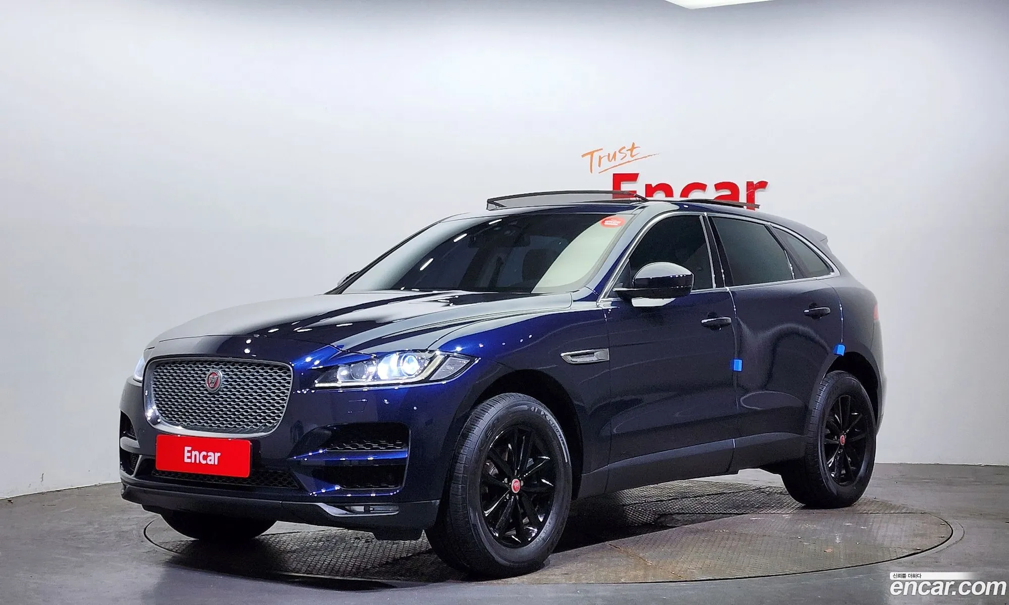 F-Pace 20D Portfolio - фотография 3497037