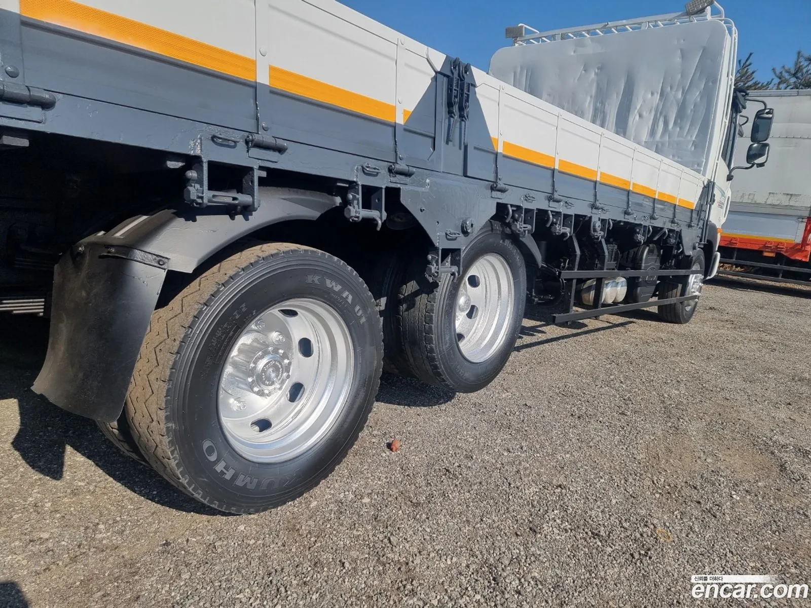 Mega Truck Cargo Cargo Truck 45 Ton Gold - фотография 11441042