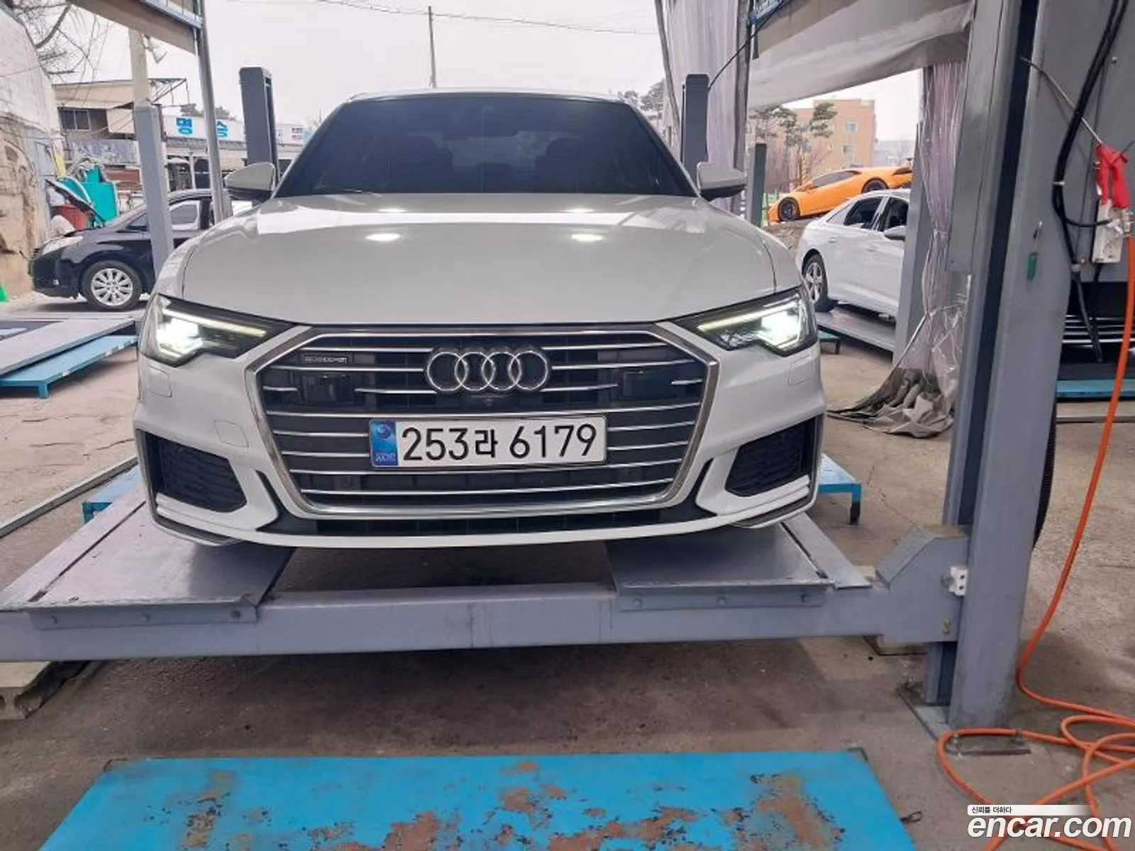 A6 C8 40 Tdi Quattro Premium - фотография 3775104