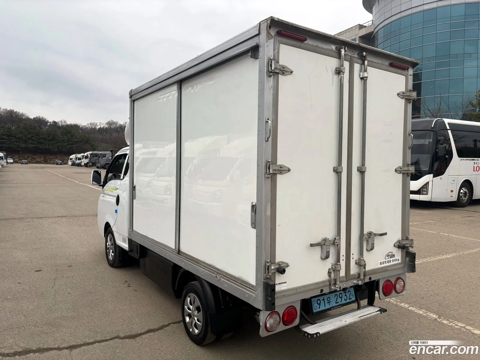 Porter Ii Exs High Embedded Tower 1 Ton Super Cap Electric Ev - фотография 11278338