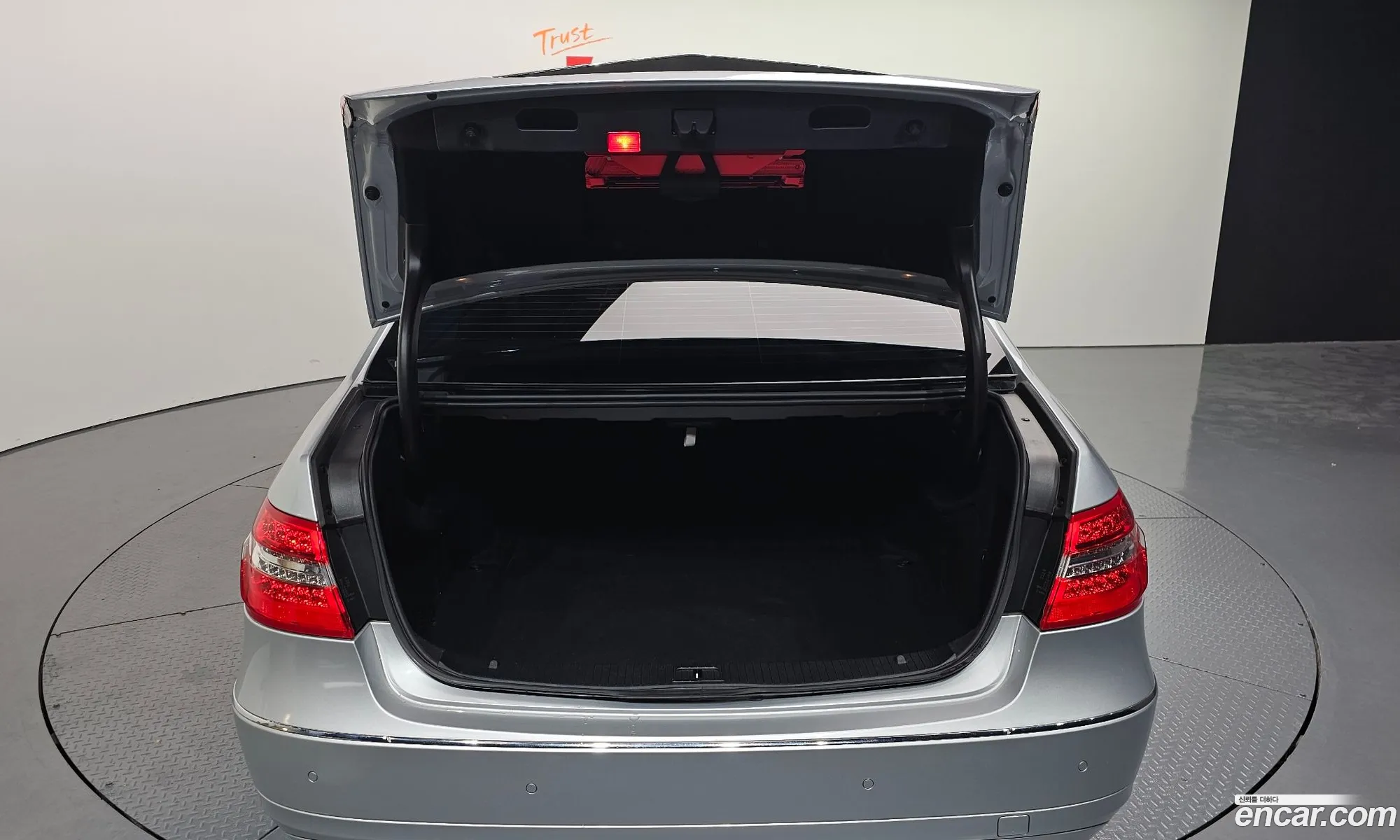 E-Class W212 E300 Elegance - фотография 12122012