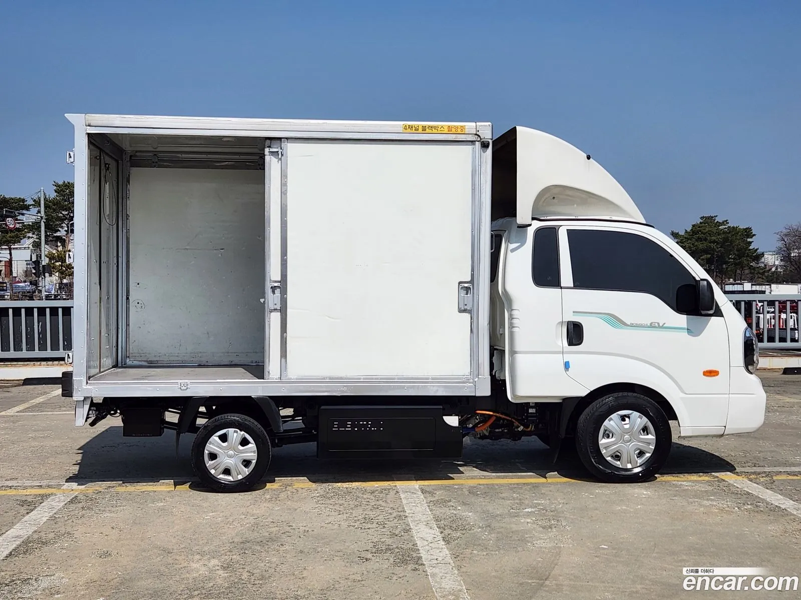 Korex Auto Trade - фотография 16359357