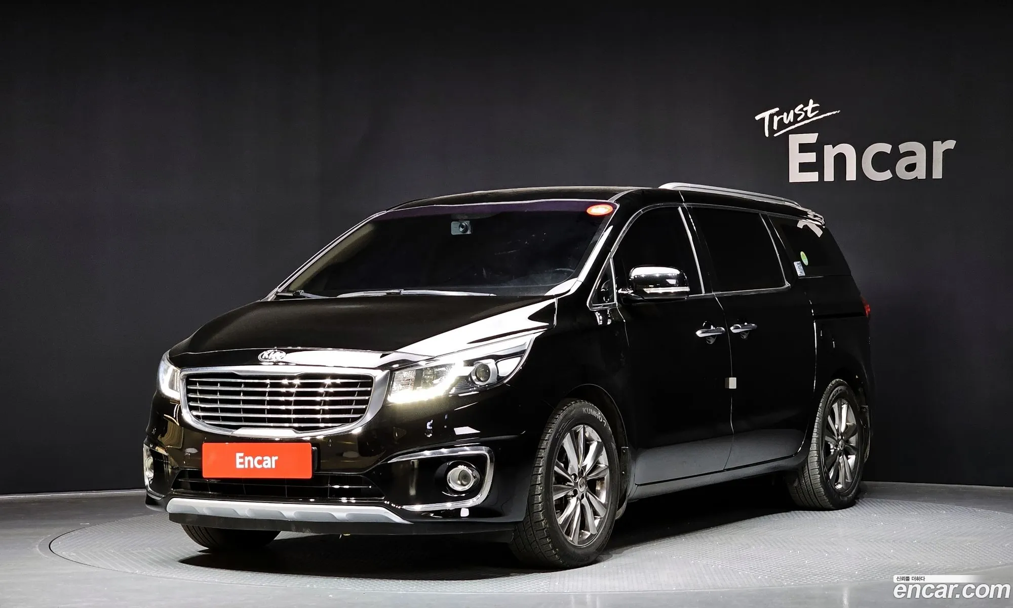 All New Carnival 9 -Seater Prestige - фотография 13653378