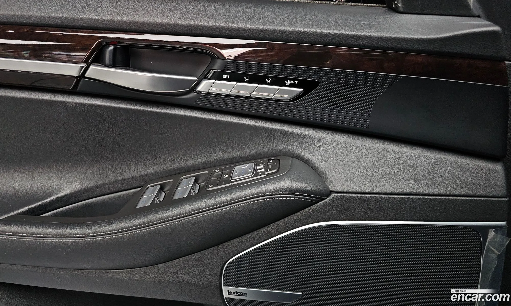 Eq900 38 Gdi Awd Luxury - фотография 12561867
