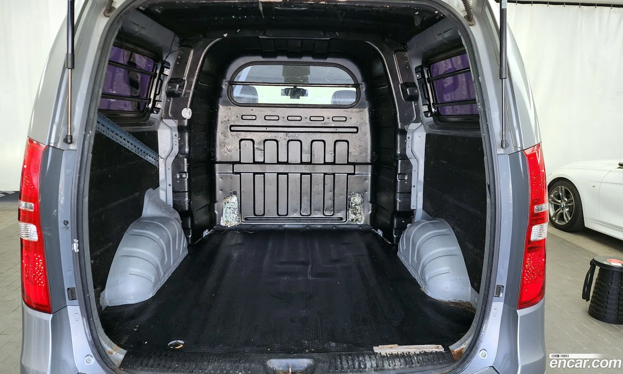 Grand Starex 5 -Seater Van Cvx Luxury - фотография 14408059