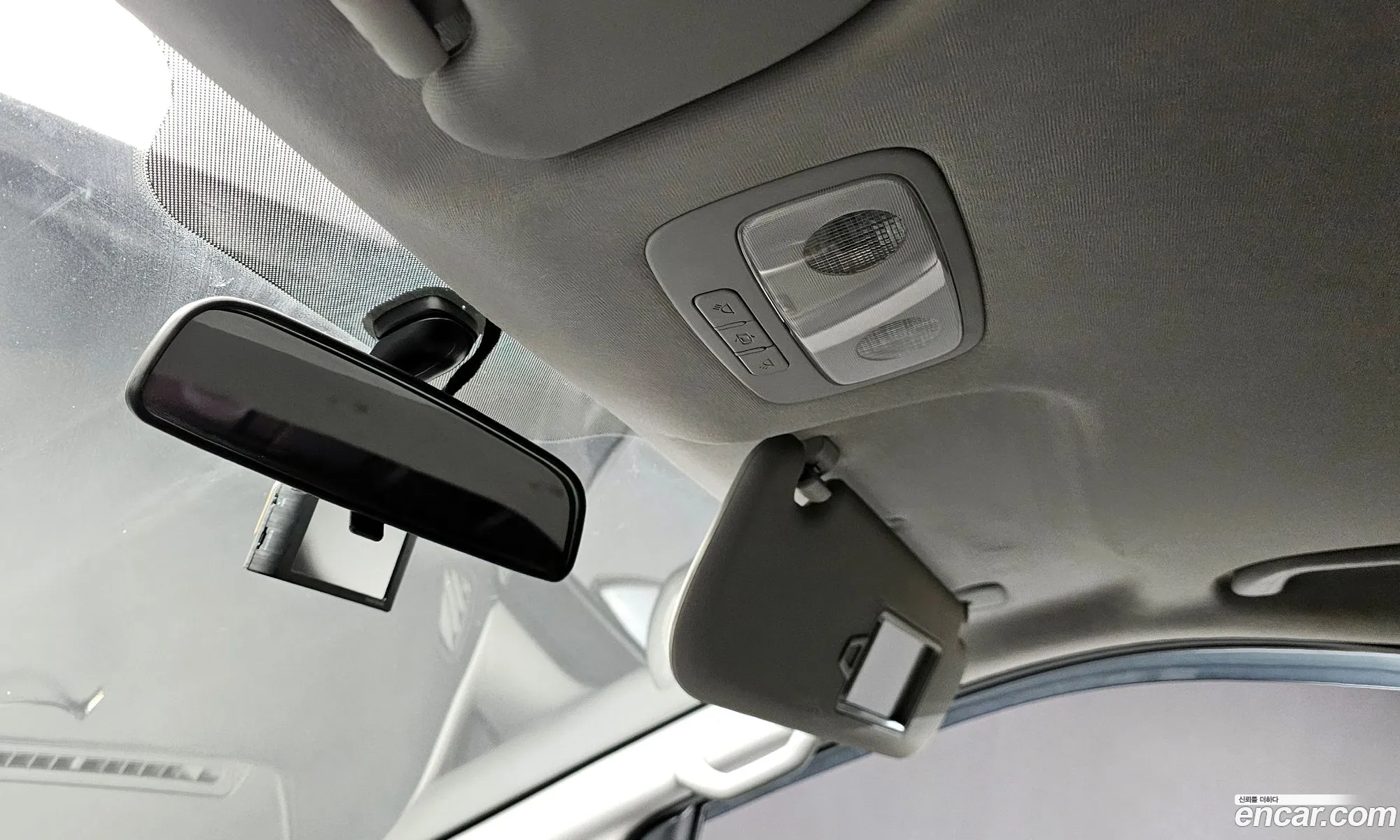 The New Grand Starex Van 3 -Seater Smart - фотография 14089731