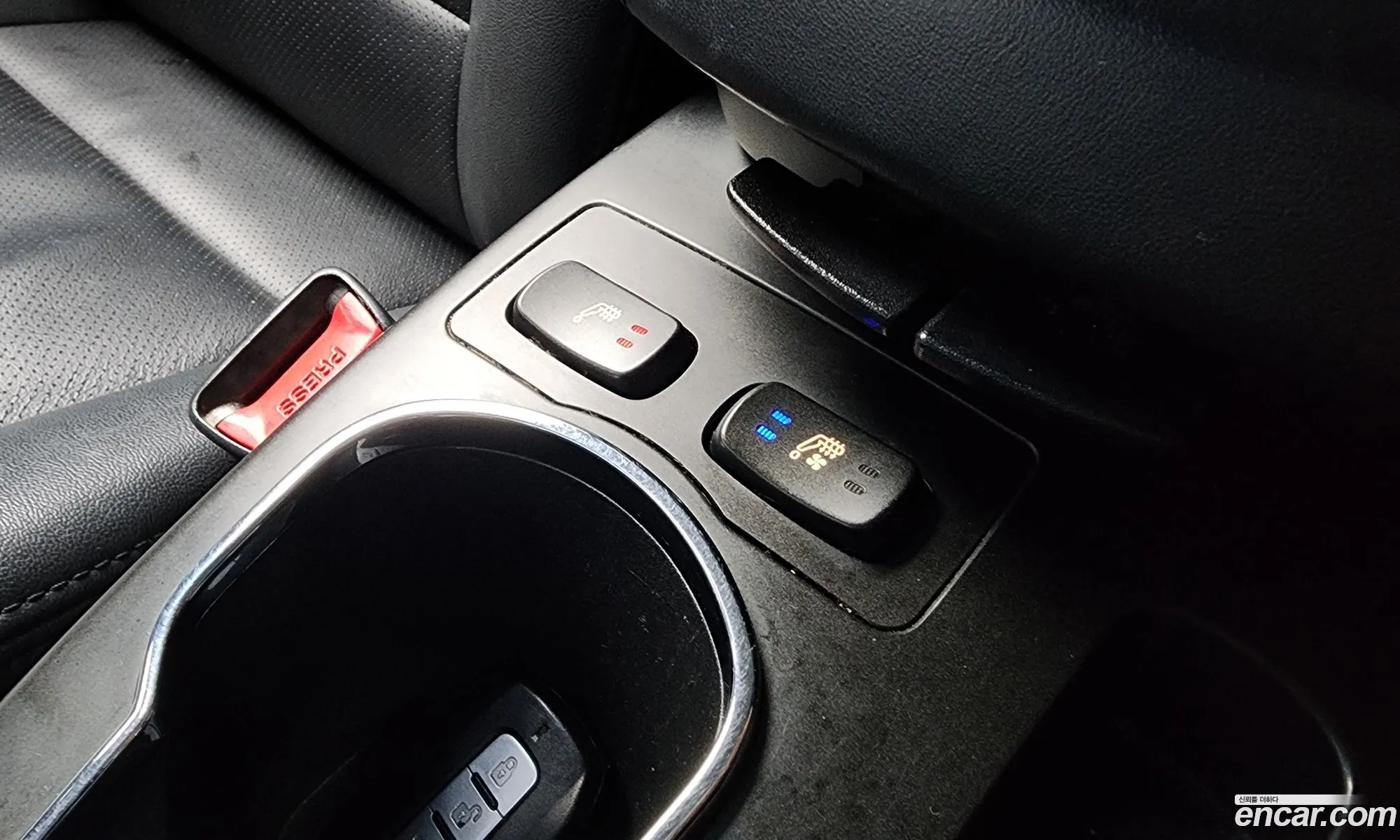 New Korando C 20 Cvt 2Wd High -End Type - фотография 18790801