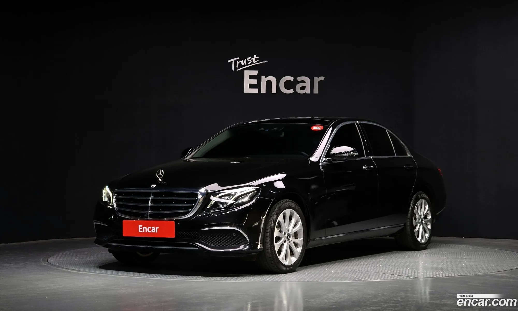 E-Class W213 E300 Exclusive - фотография 11805836