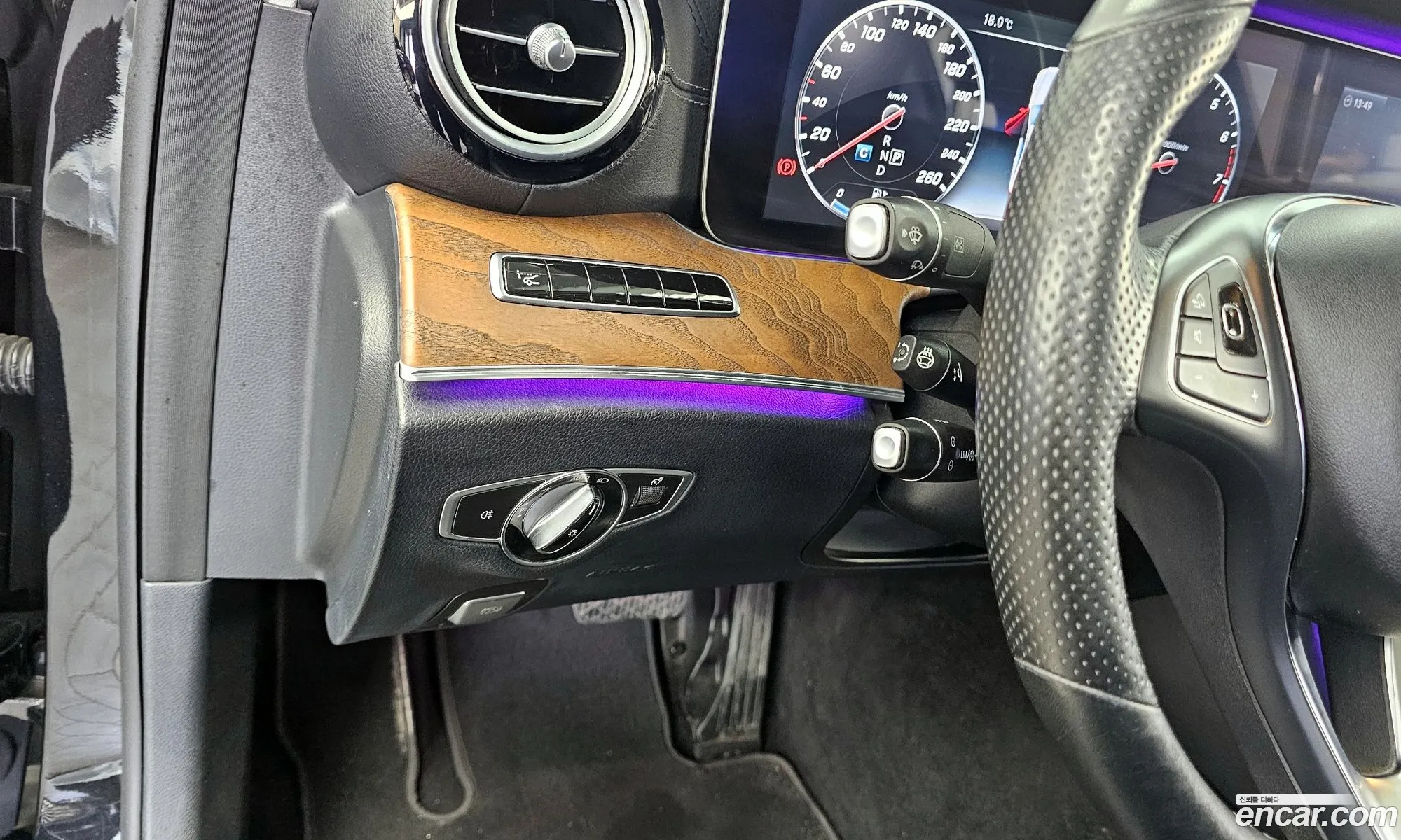 E-Class W213 E300 Exclusive - фотография 11805841