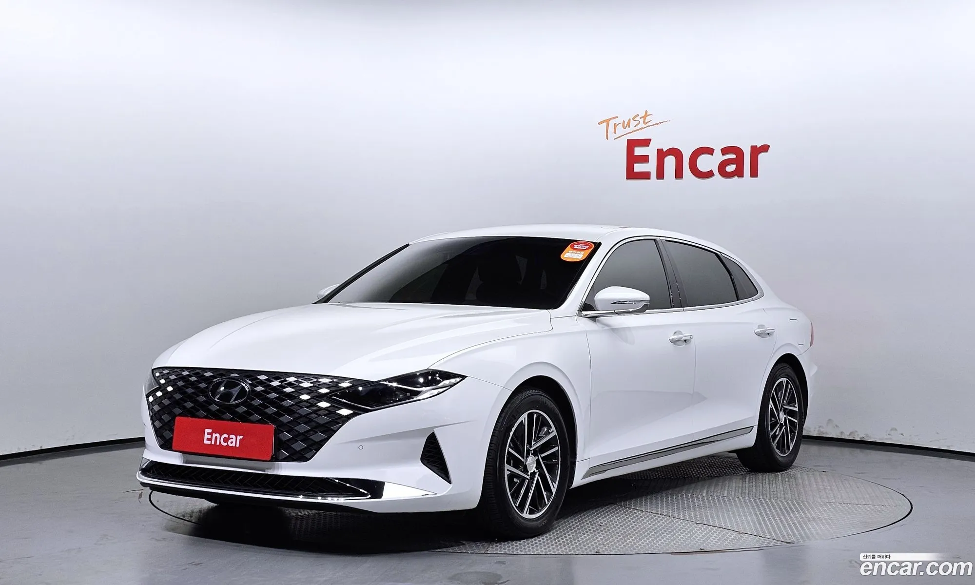 The New Grandeur Ig 30 Lpi Rent -A -Car Premium - фотография 2440049