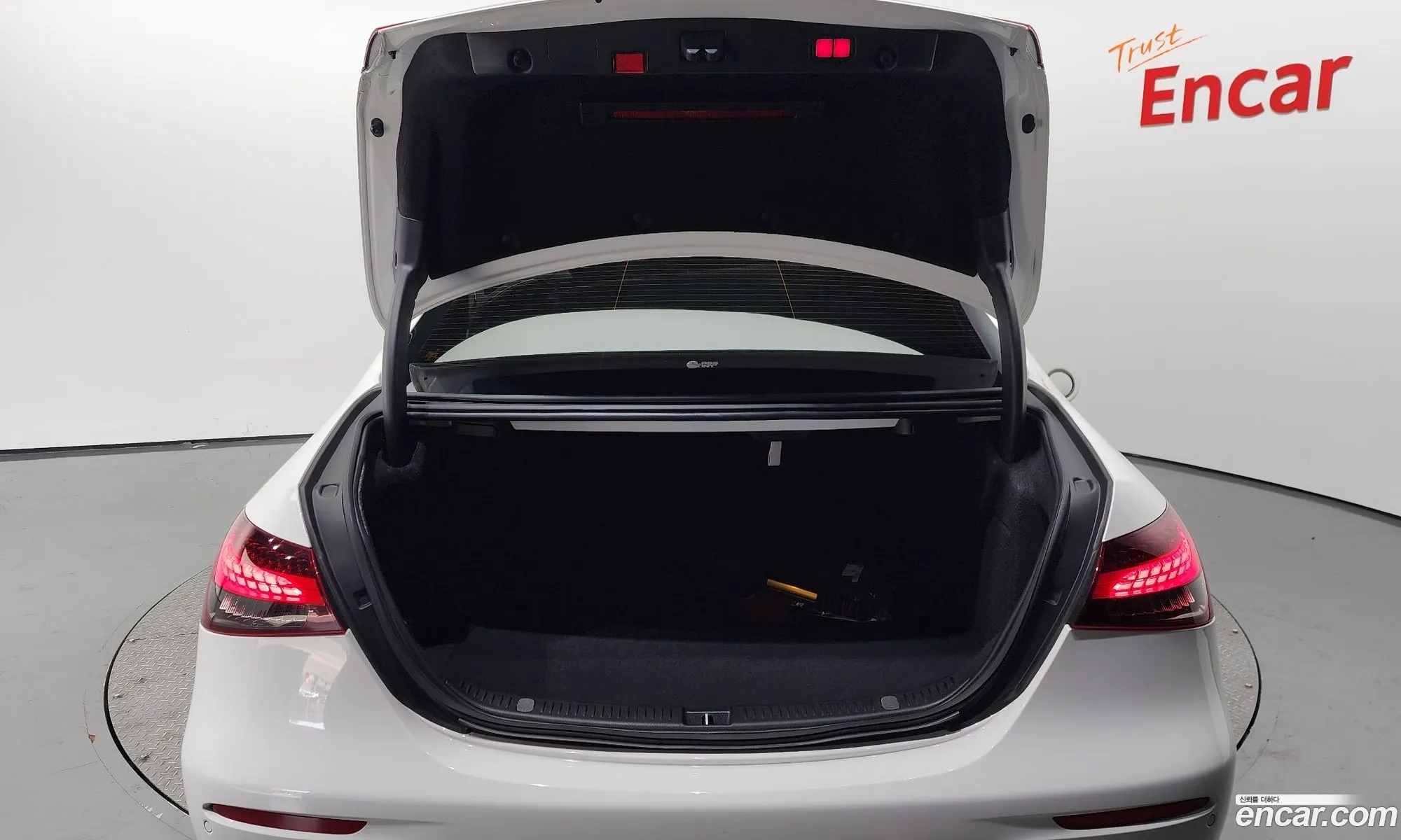 E-Class W213 E220D 4Matic Amg Line - фотография 11813176