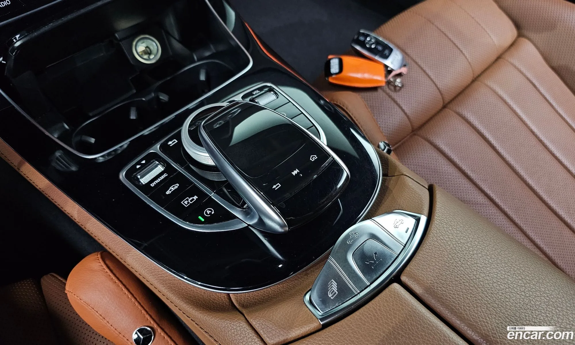 E-Class W213 E400 Cabriolet - фотография 12049630