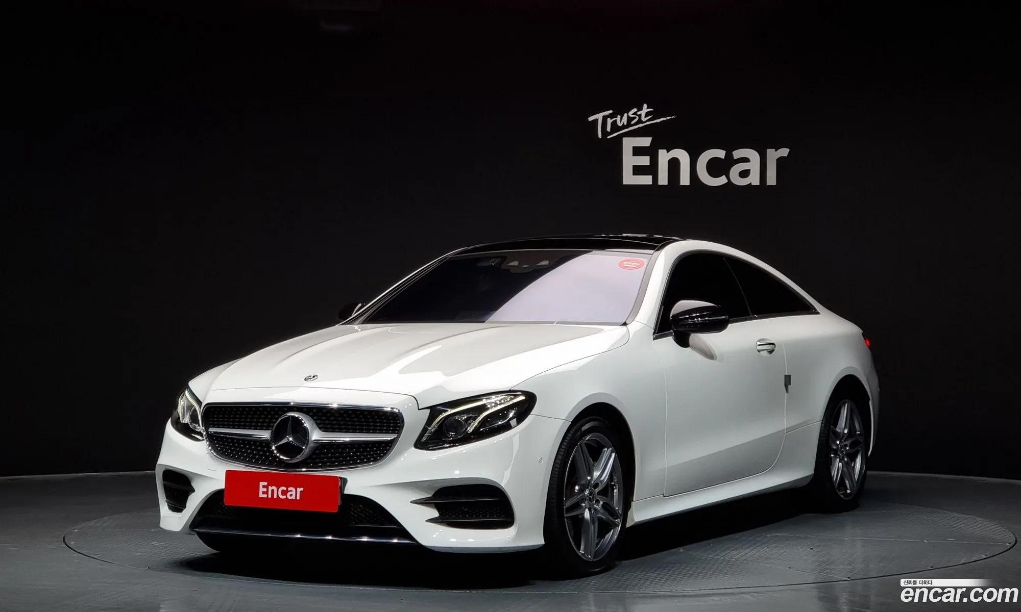 E-Class W213 E220D Coupe - фотография 11583674