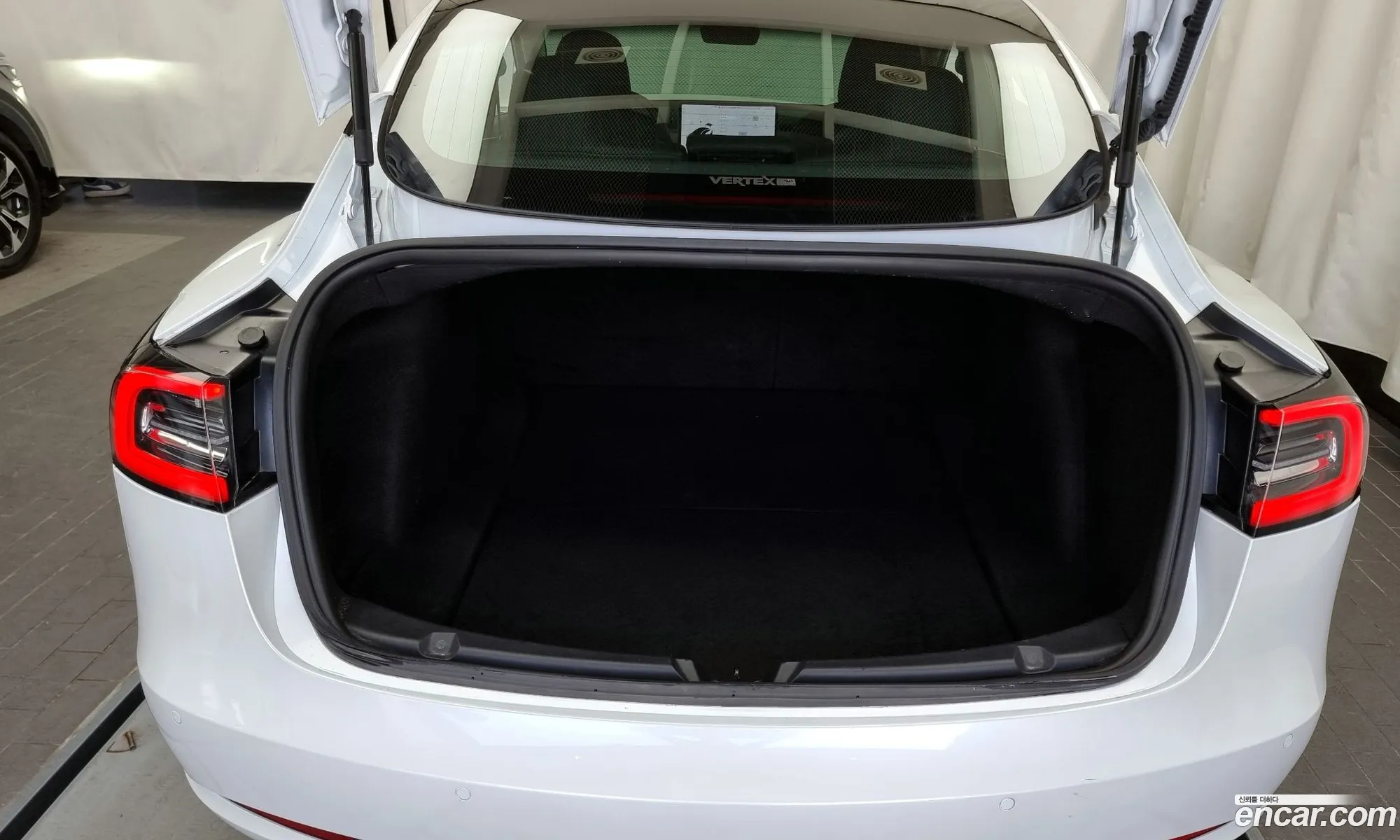 Model 3 Standard Range Plus - фотография 3488721