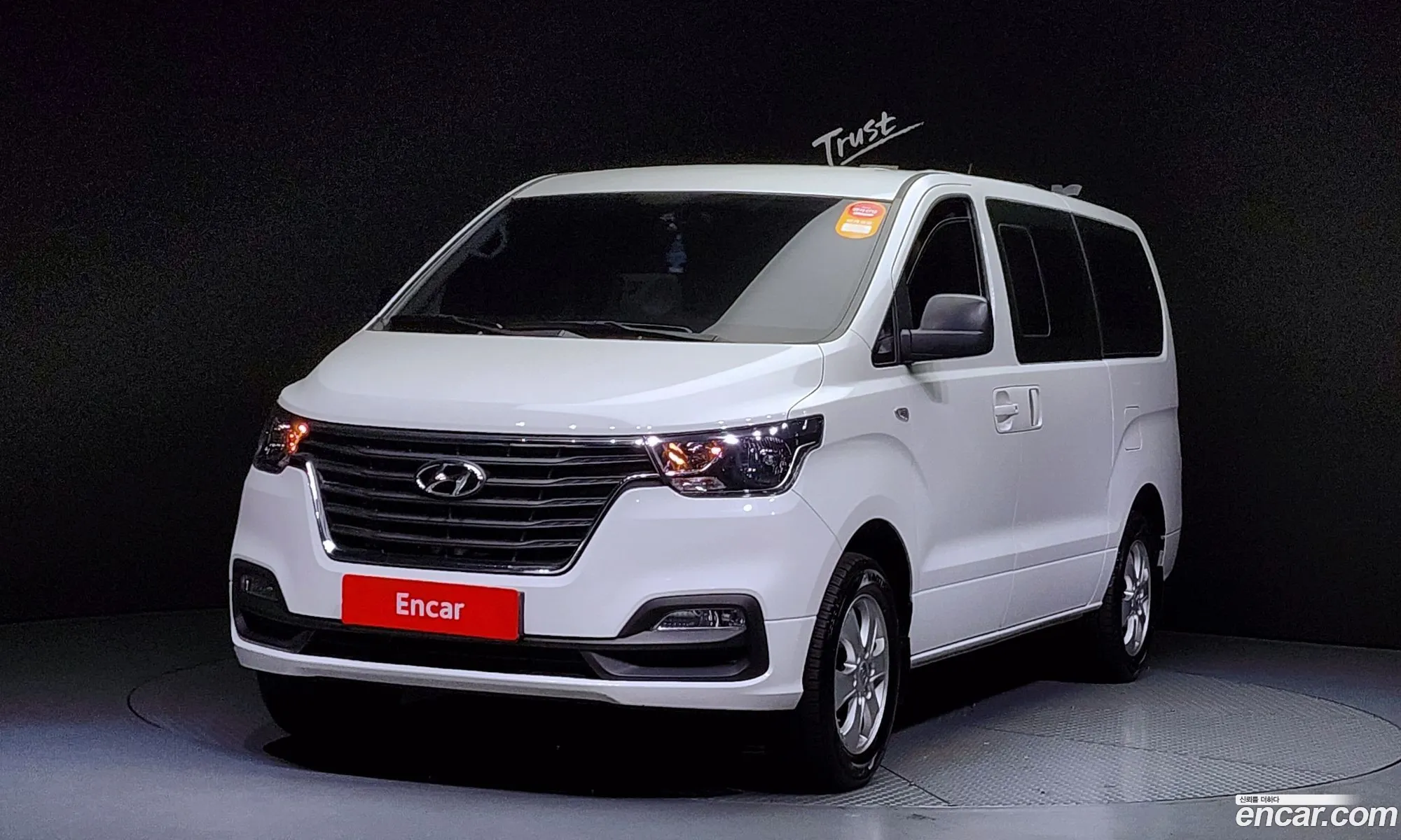 The New Grand Starex 4Wd Wagon 12 -Seater Smart - фотография 11520415