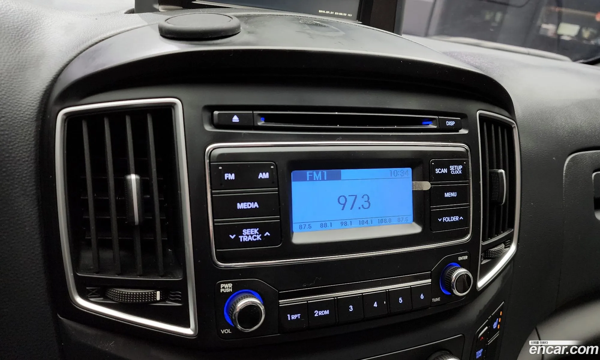 The New Grand Starex 4Wd Wagon 12 -Seater Smart - фотография 11520420