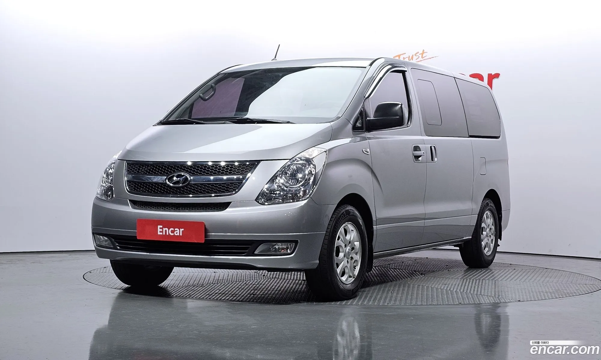 Grand Starex 5 -Seater Van Cvx Luxury - фотография 11463940