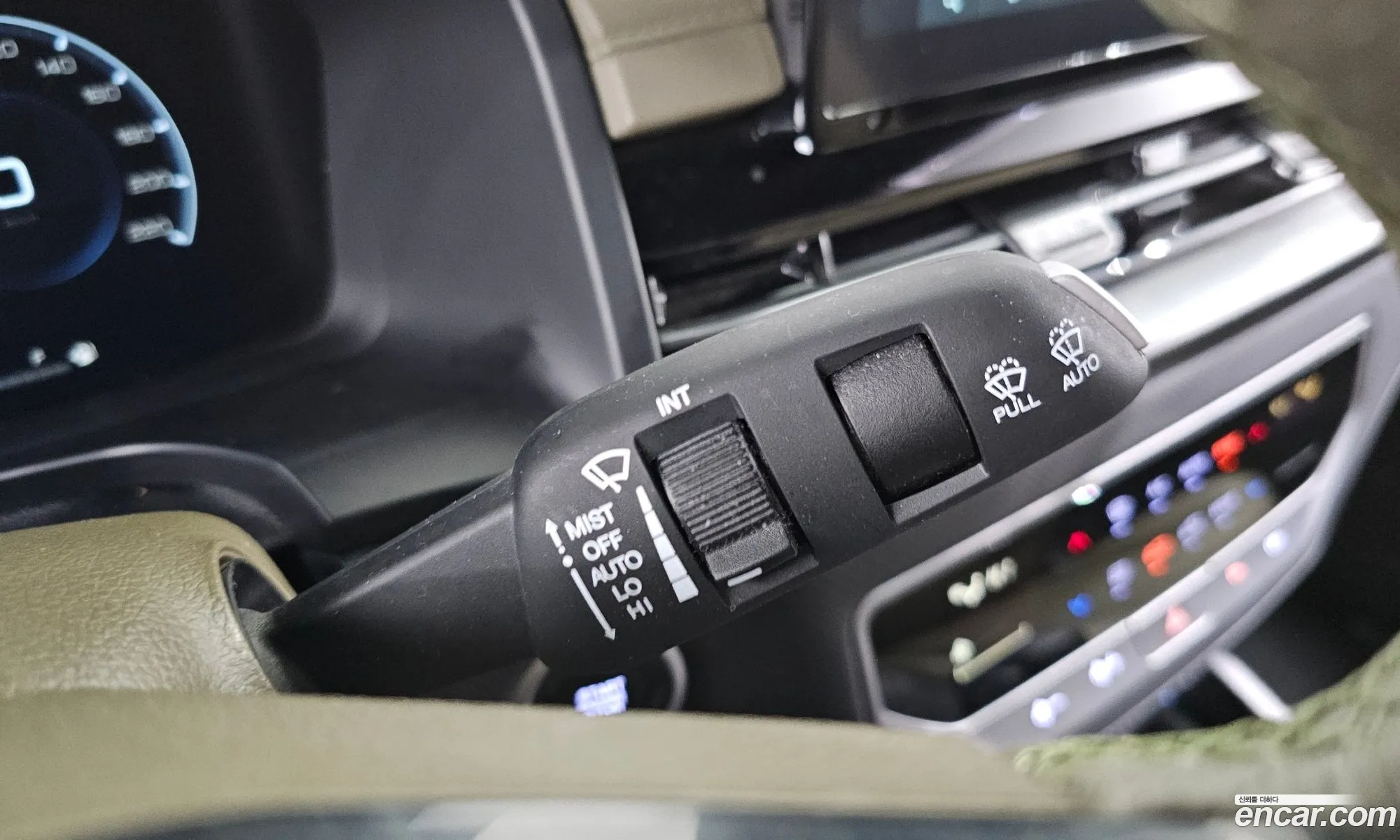 The New Rexton Sports Diesel 22 4Wd Koolmen Noblesse - фотография 17554003