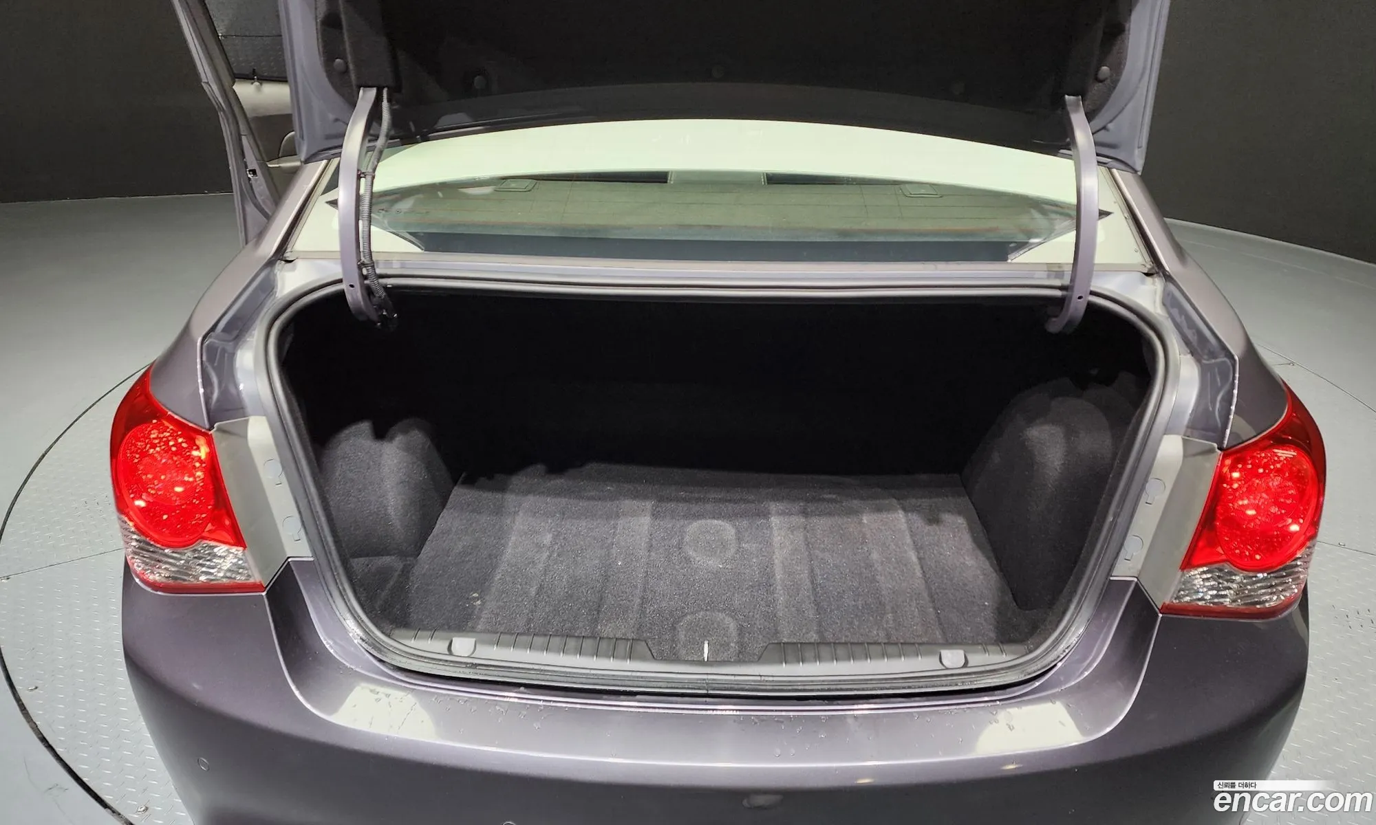 Cruise 18 Lt Leather Package - фотография 4592699