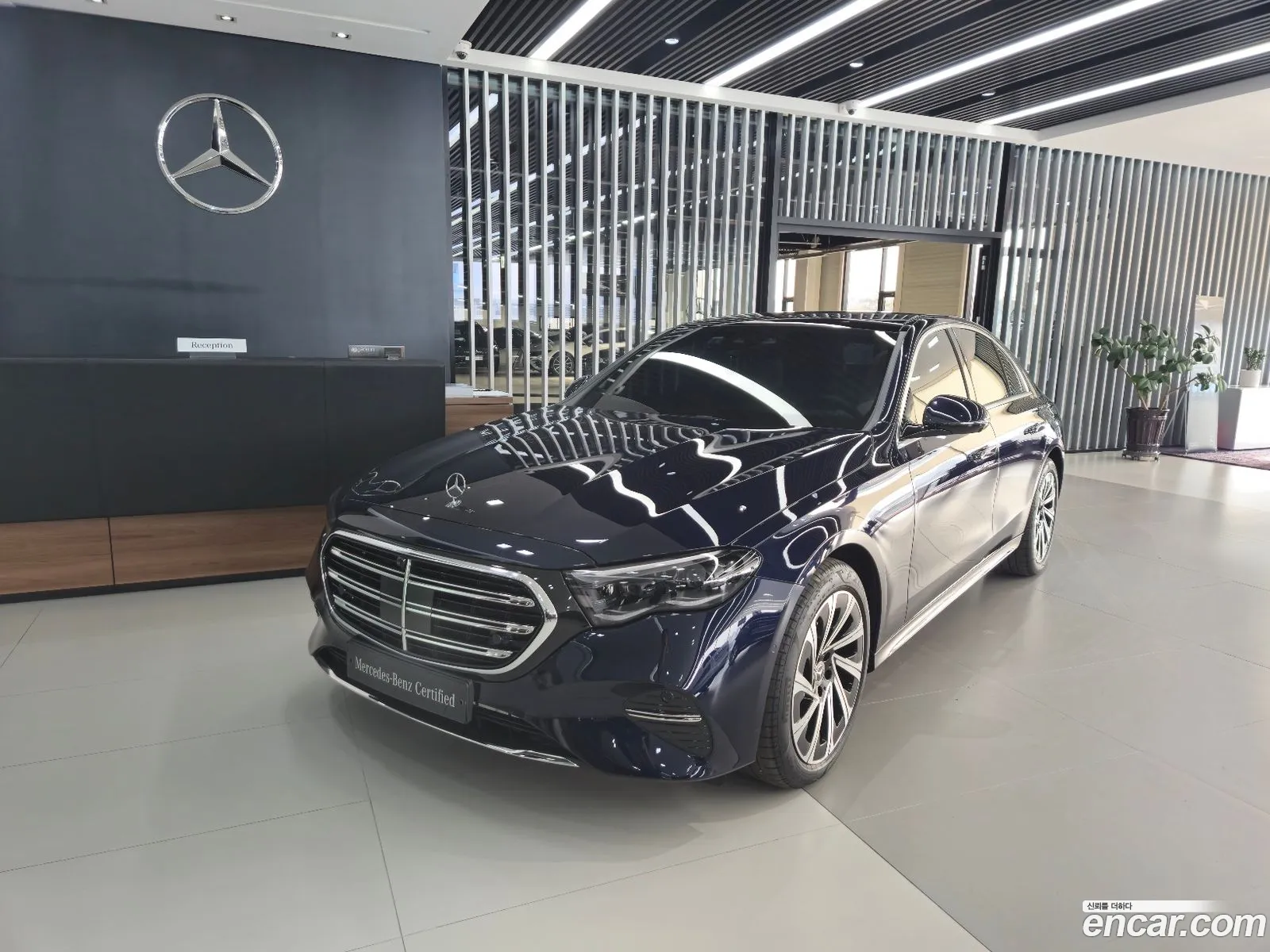 E-Class W214 E300 4Matic Exclusive - фотография 12153524