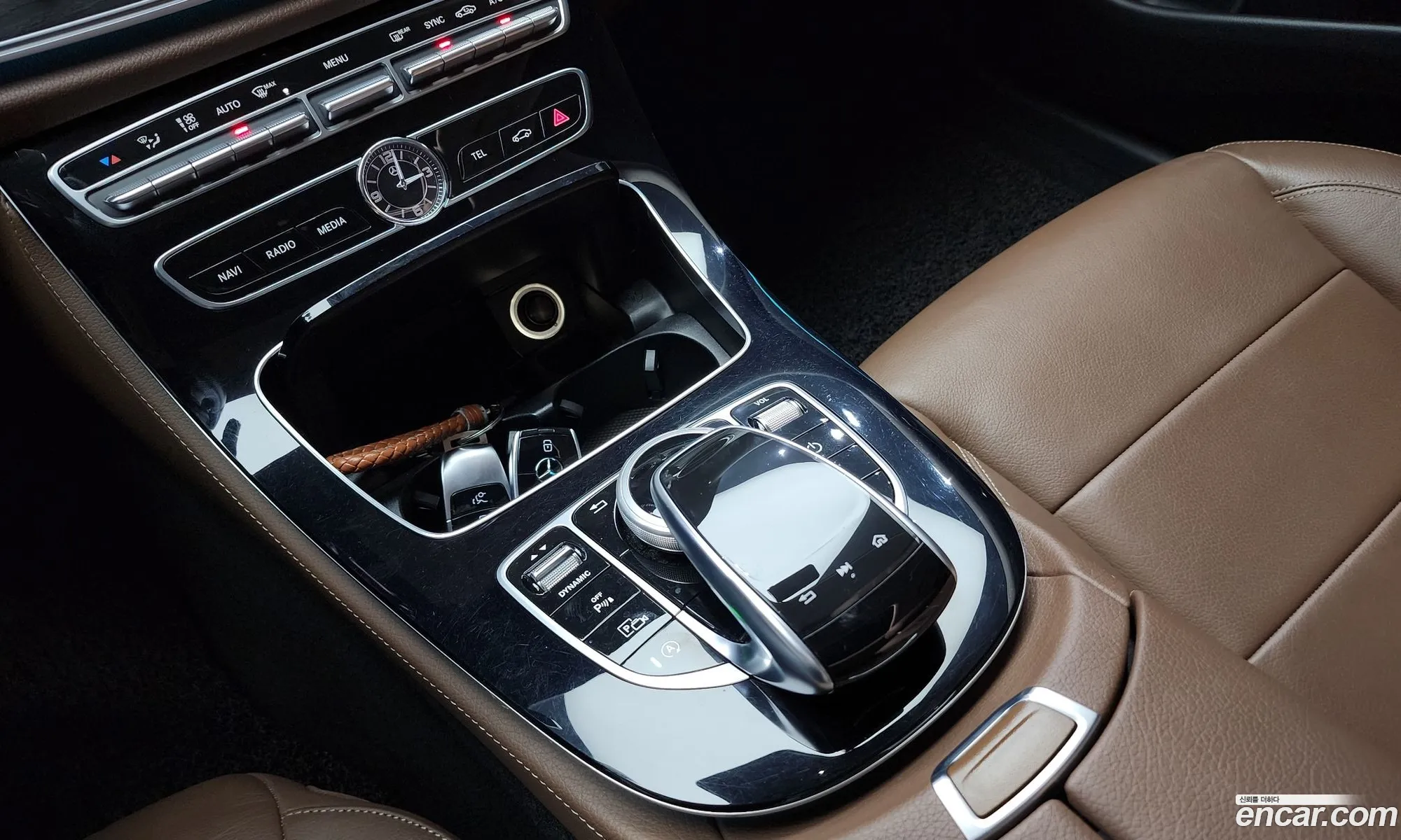 E-Class W213 E200 Avant-Garde - фотография 11919063