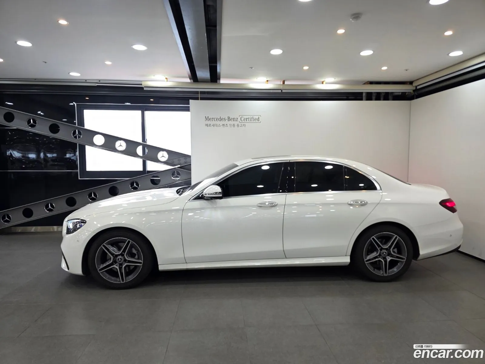 E-Class W213 E250 Amg Line - фотография 12184661