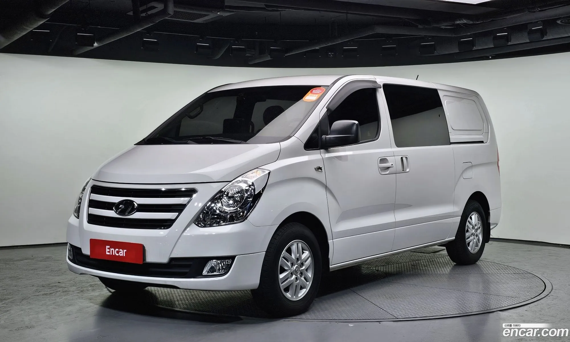 Grand Starex 5 -Seater Van Smart - фотография 13494117