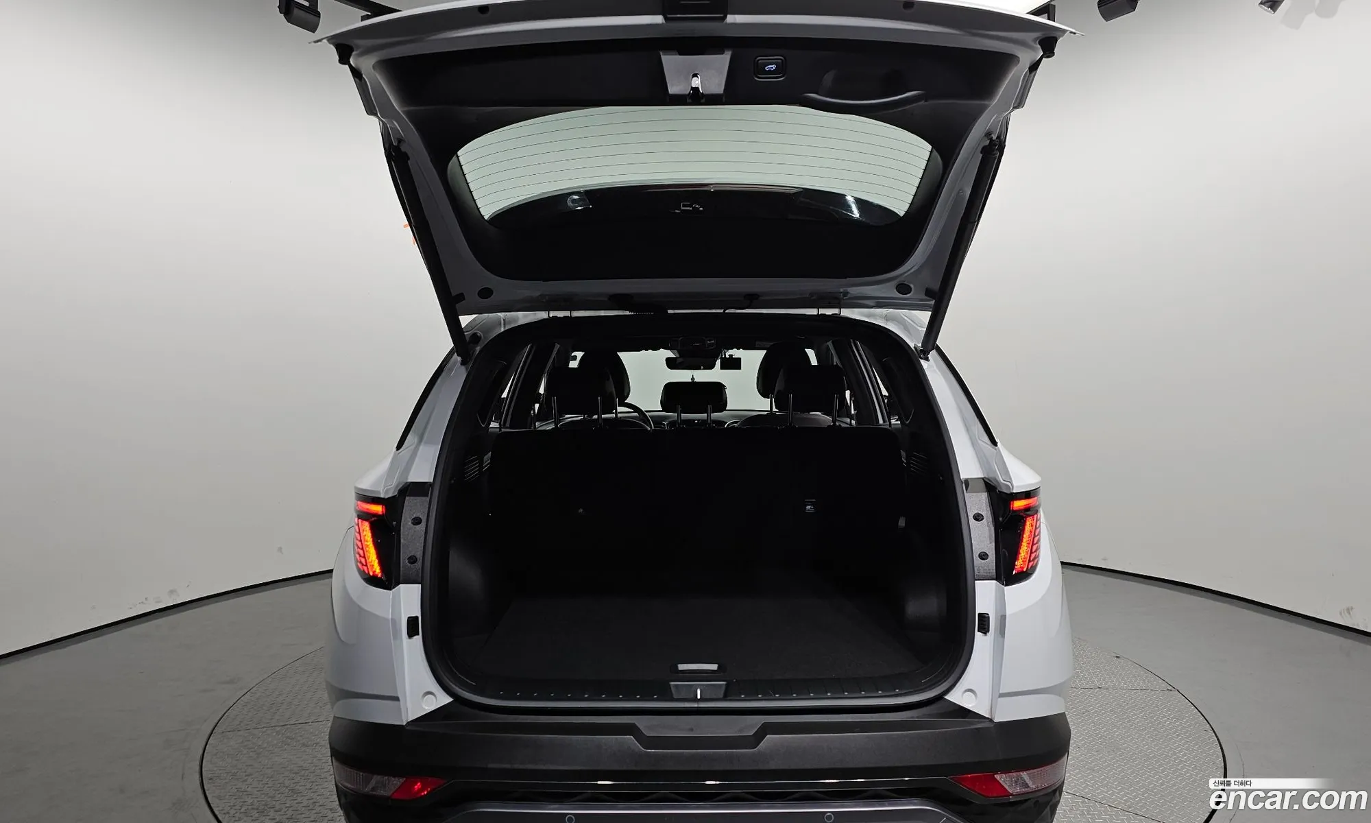 Tucson Hybrid Nx4 Inspiration 2Wd - фотография 1642575