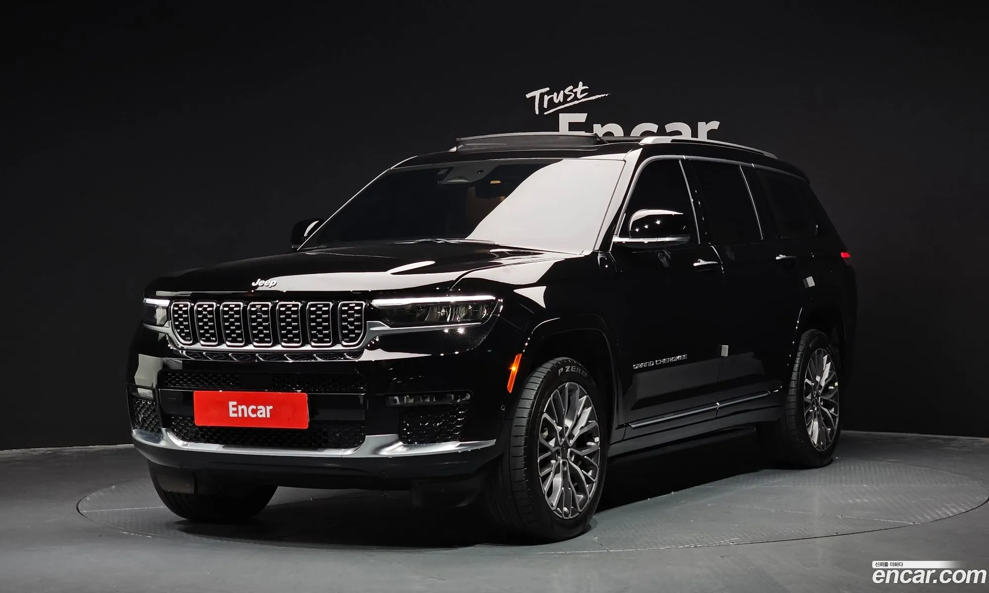 Grand Cherokee Wl L 36 Summit Reserve - фотография 3756967