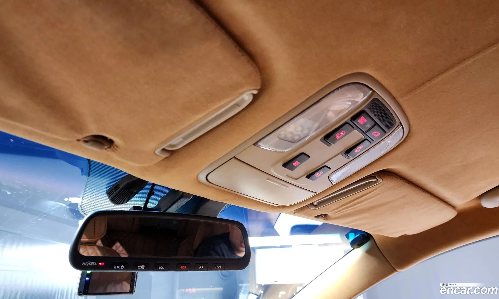 All -New Carnival 9 -Seater High Limousine Noblesse - фотография 13485506