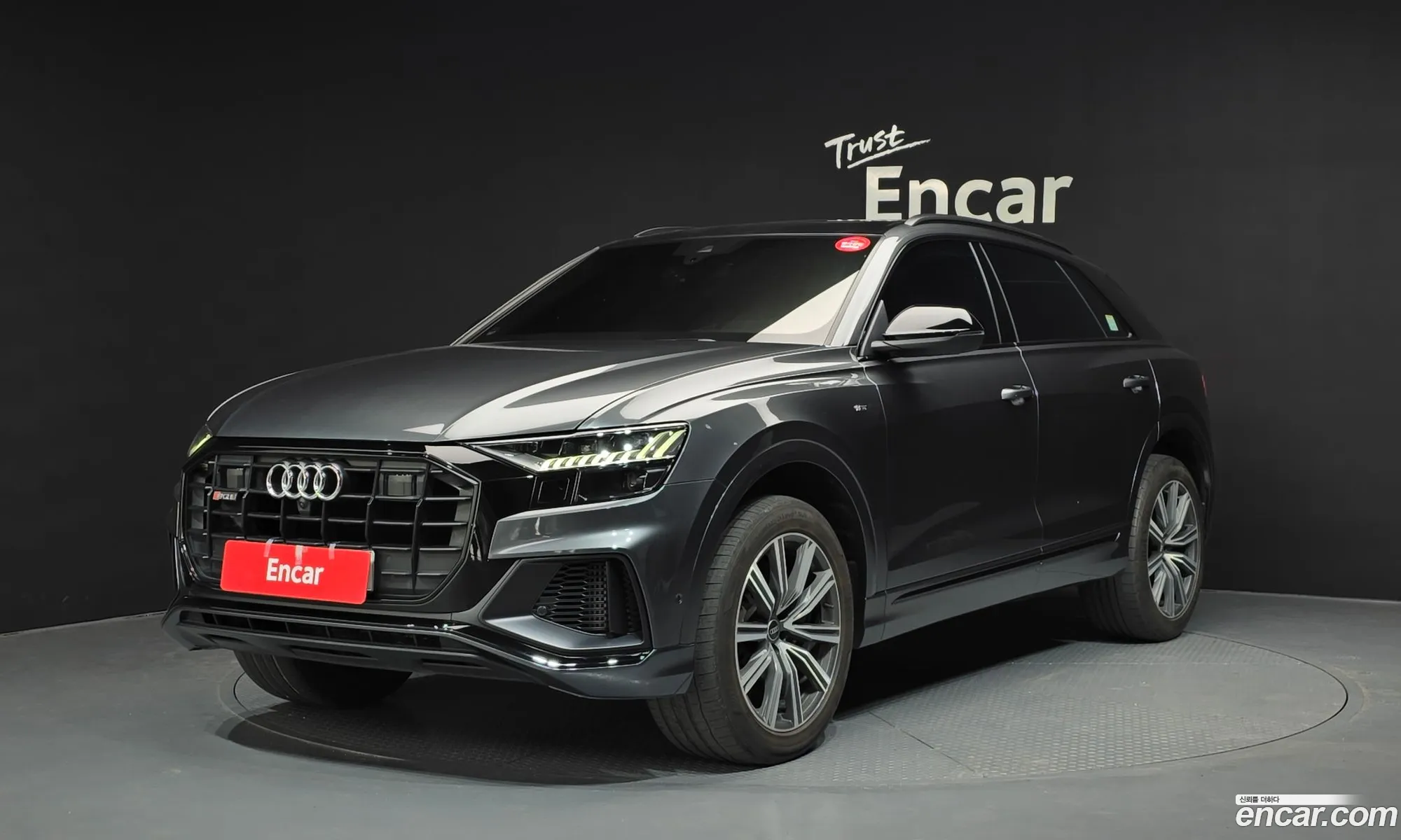 Q8 4M 55 Tfsi Quattro Premium - фотография 4702251