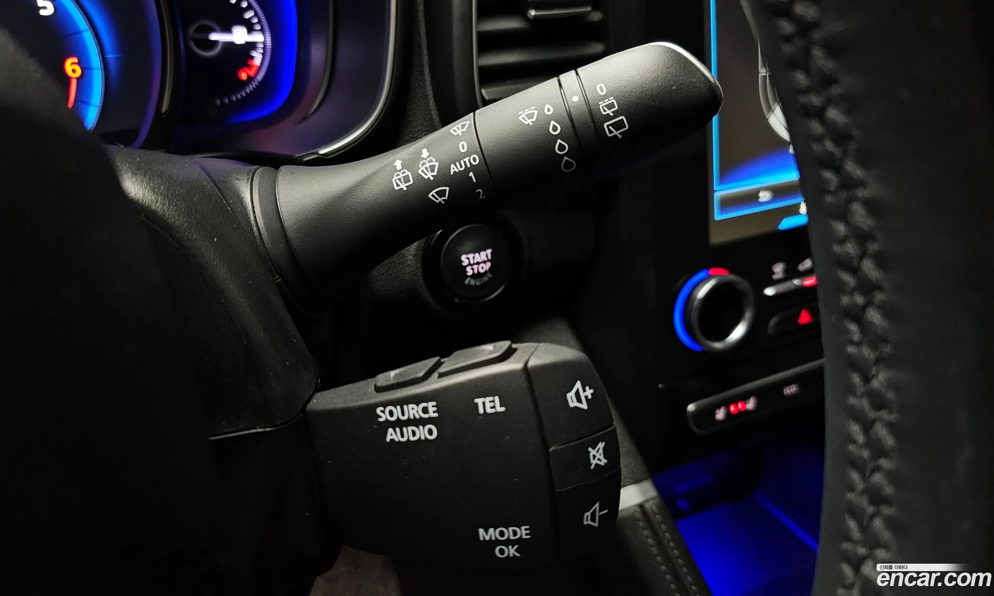 The New Qm6 20 Gde Re Signature 2Wd - фотография 11275823