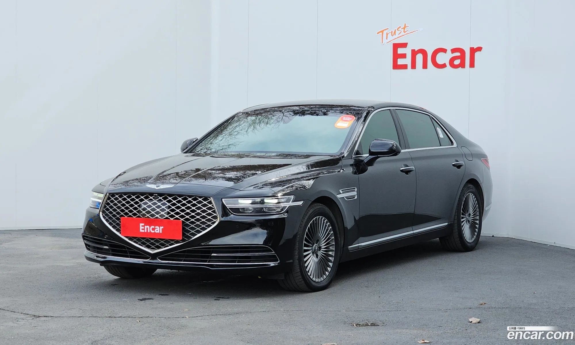 G90 38 Awd Luxury - фотография 12747483