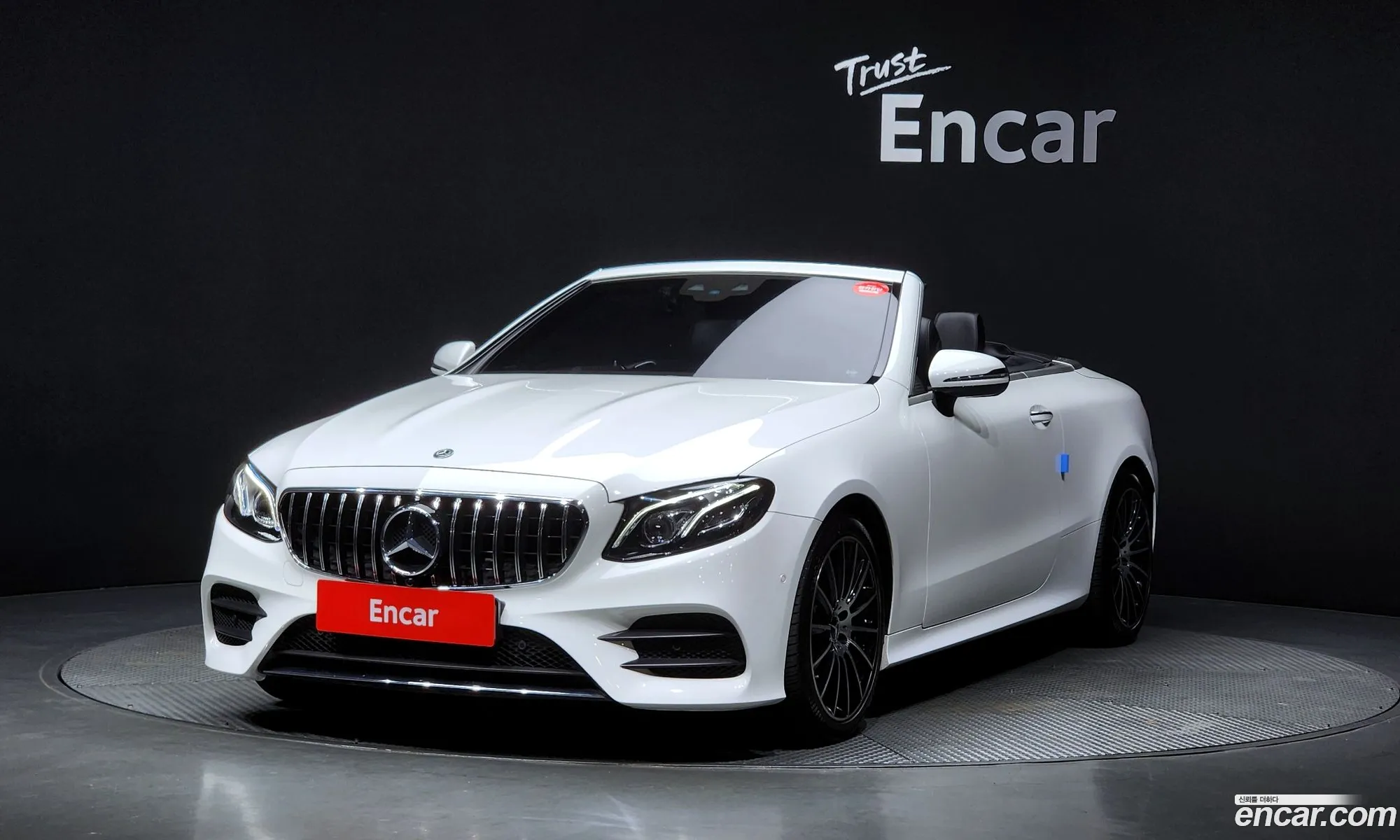 E-Class W213 E220D Cabriolet - фотография 12121999