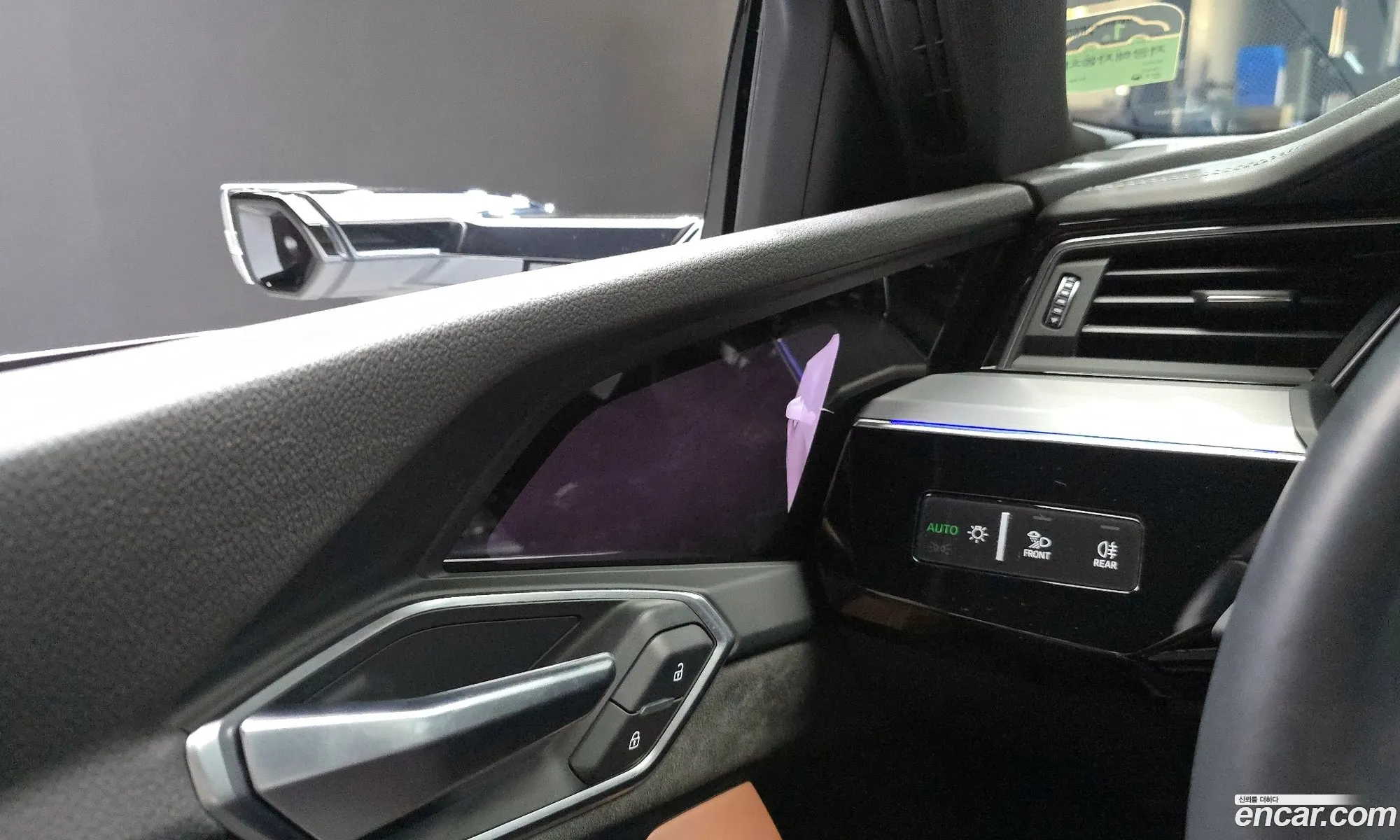 E-Tron 55 Quattro - фотография 4698115