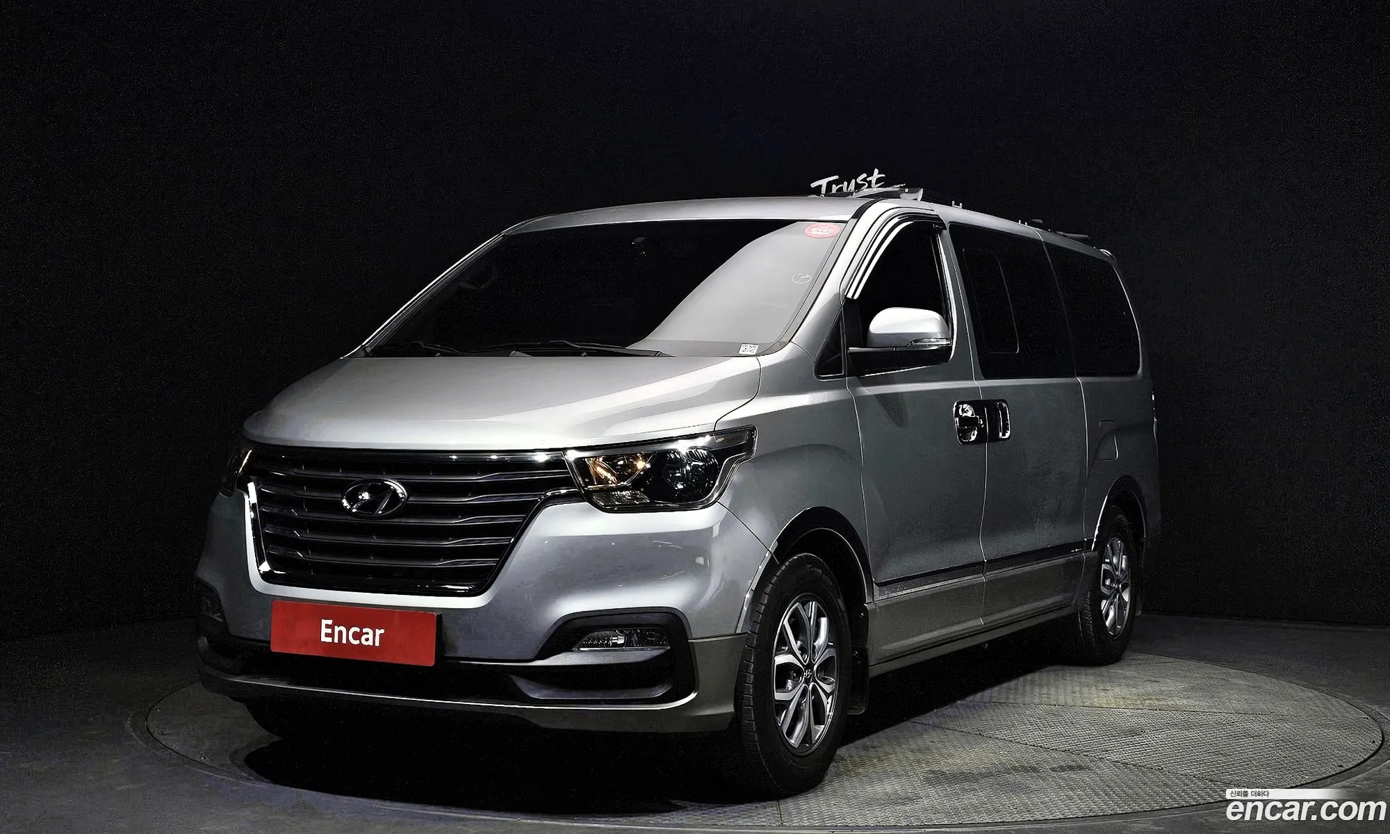 The New Grand Starex Urban 9 -Seater Premium Special - фотография 11374960