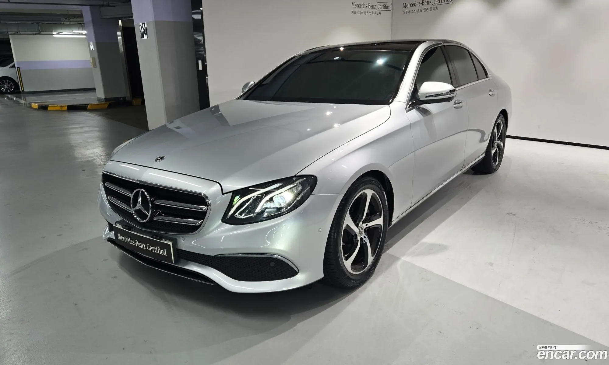 E-Class W213 E250 Avant-Garde - фотография 12153548