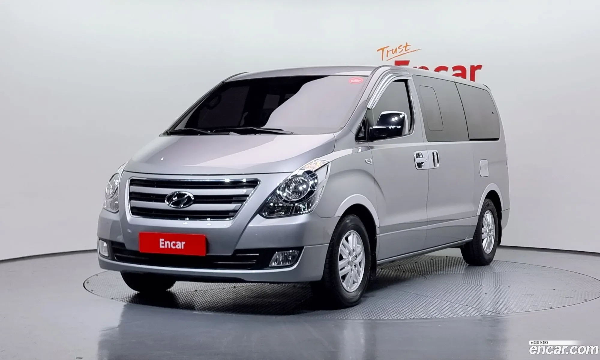 Grand Starex 12 -Seater Wagon - фотография 12726230