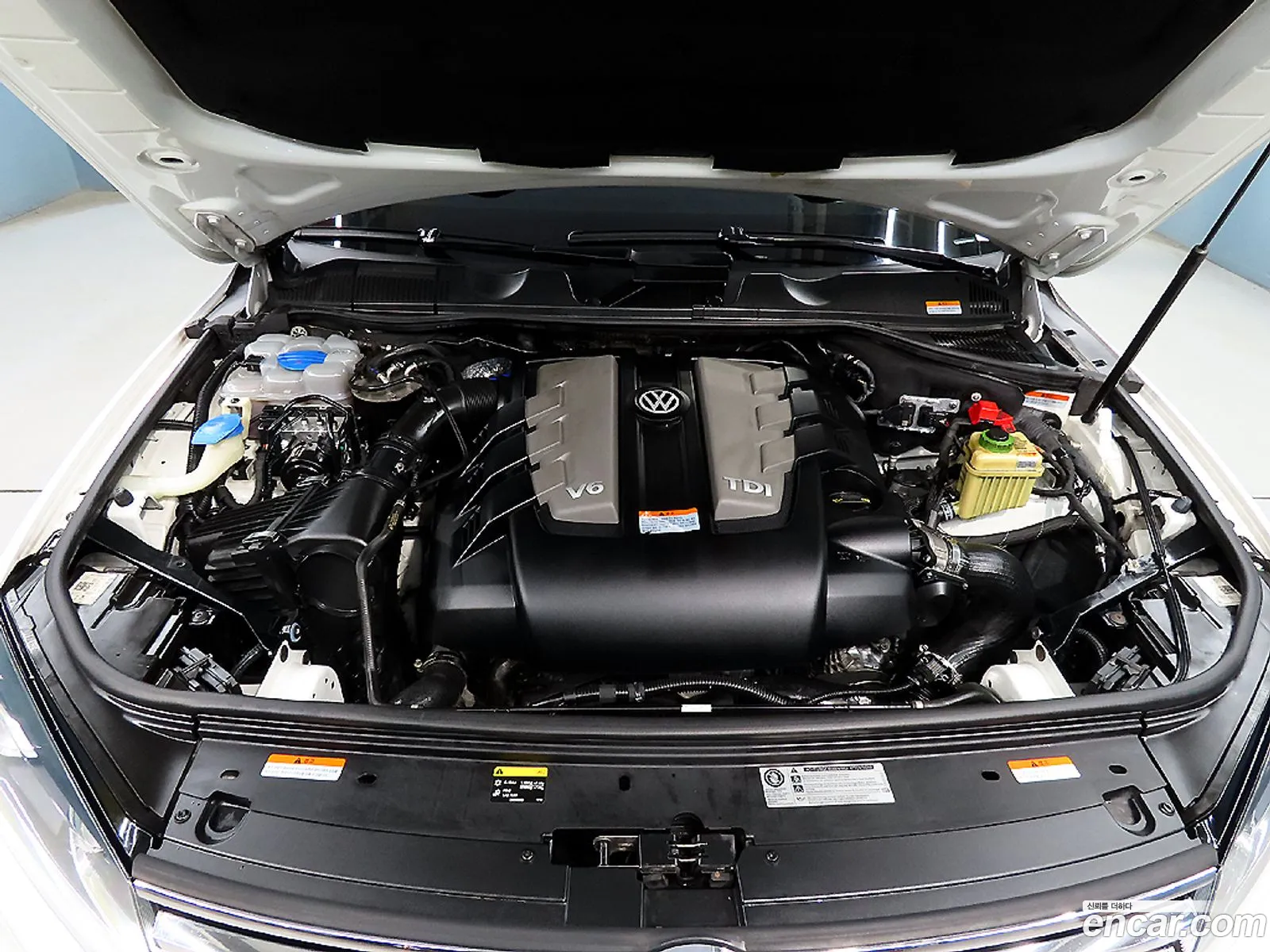 New Touarek V6 30 Tdi Blue Motion Exclusive 7P5 - фотография 4467243