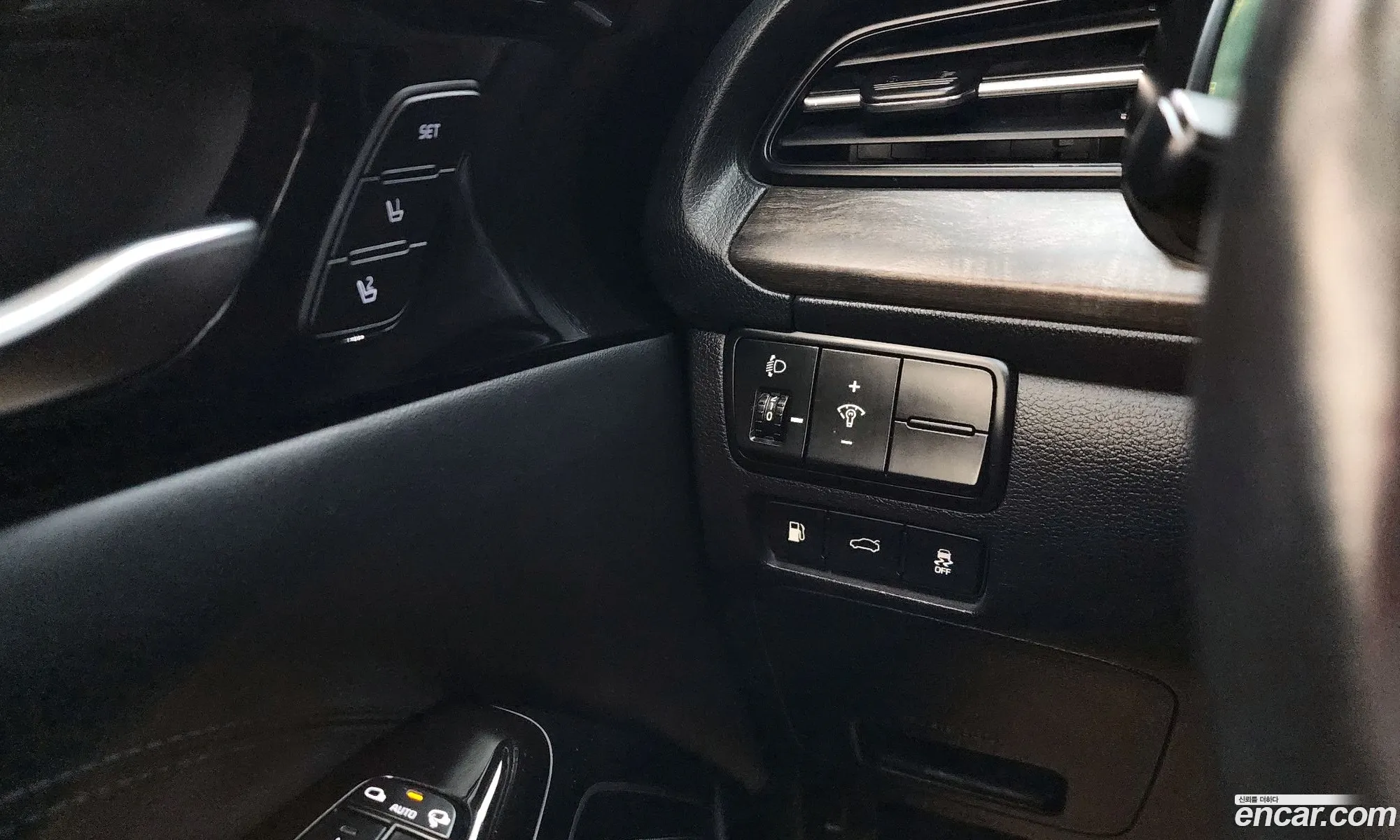 K7 Premier 30 Lpi Prestige Rent -A -Car - фотография 11913520
