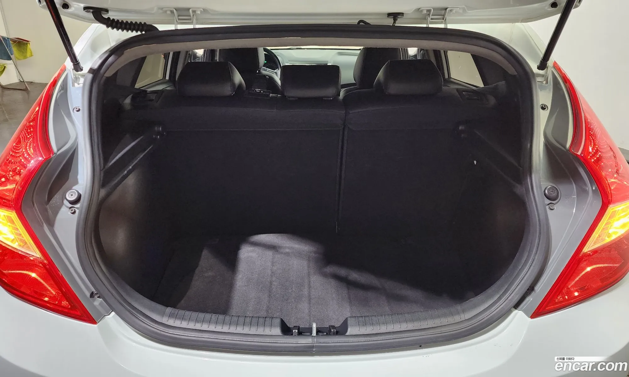 Accent New Wit Diesel 16 Vgt Premium - фотография 11525218