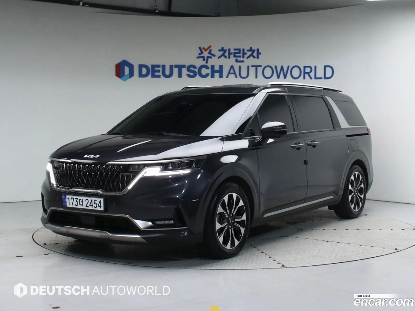 The New Carnival 4Th Generation Gasoline 9 -Seater Signature - фотография 13689501