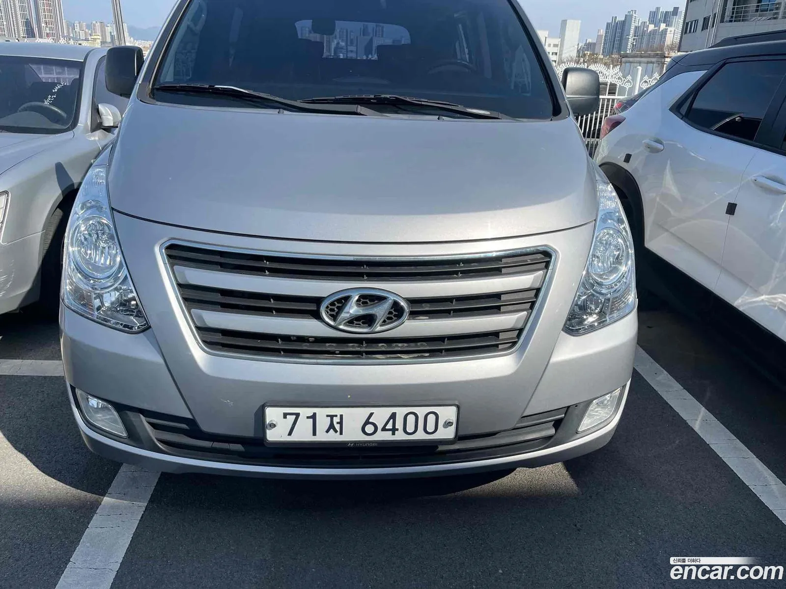 Grand Starex 11 -Seater Wagon Smart - фотография 12761253