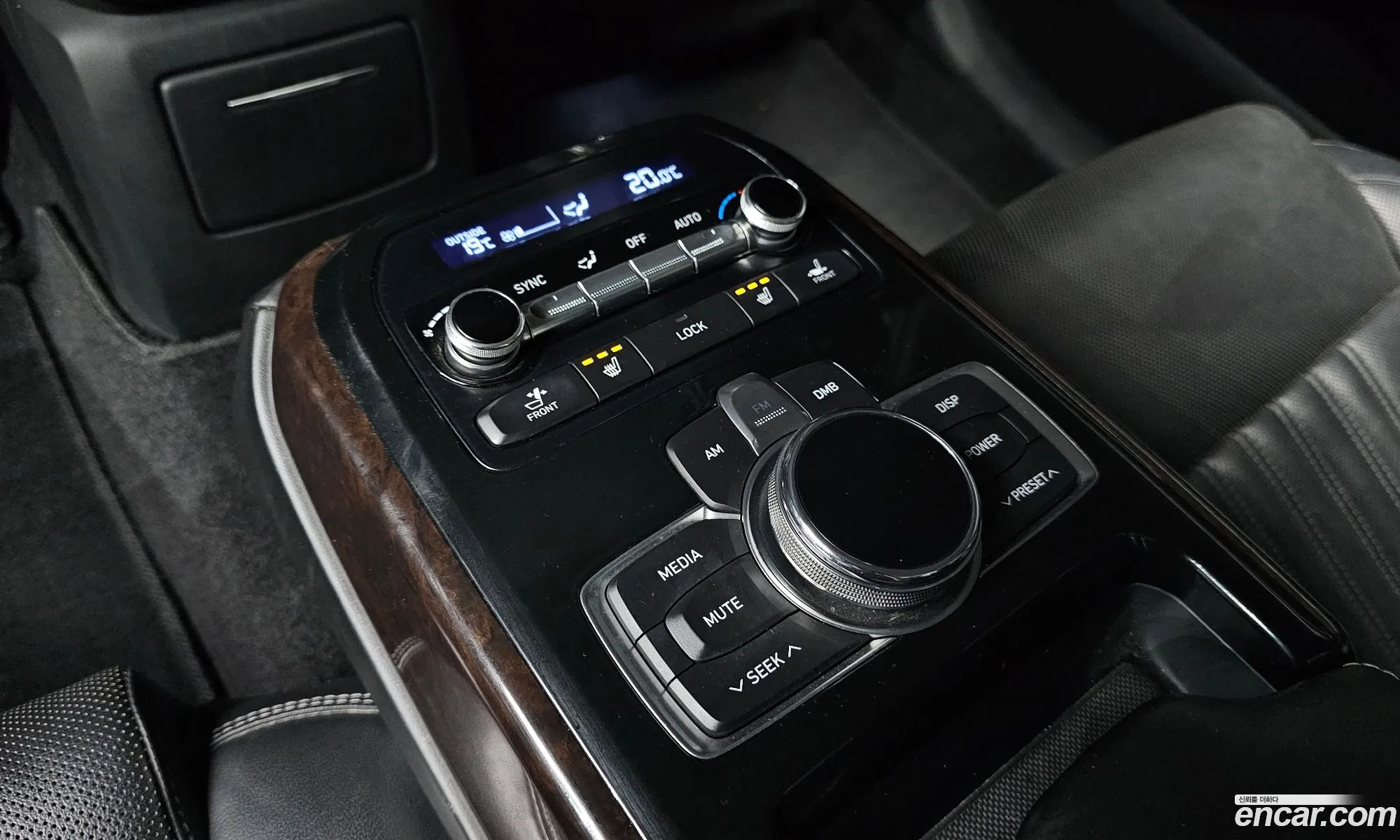 Eq900 38 Gdi Awd Luxury - фотография 12608208
