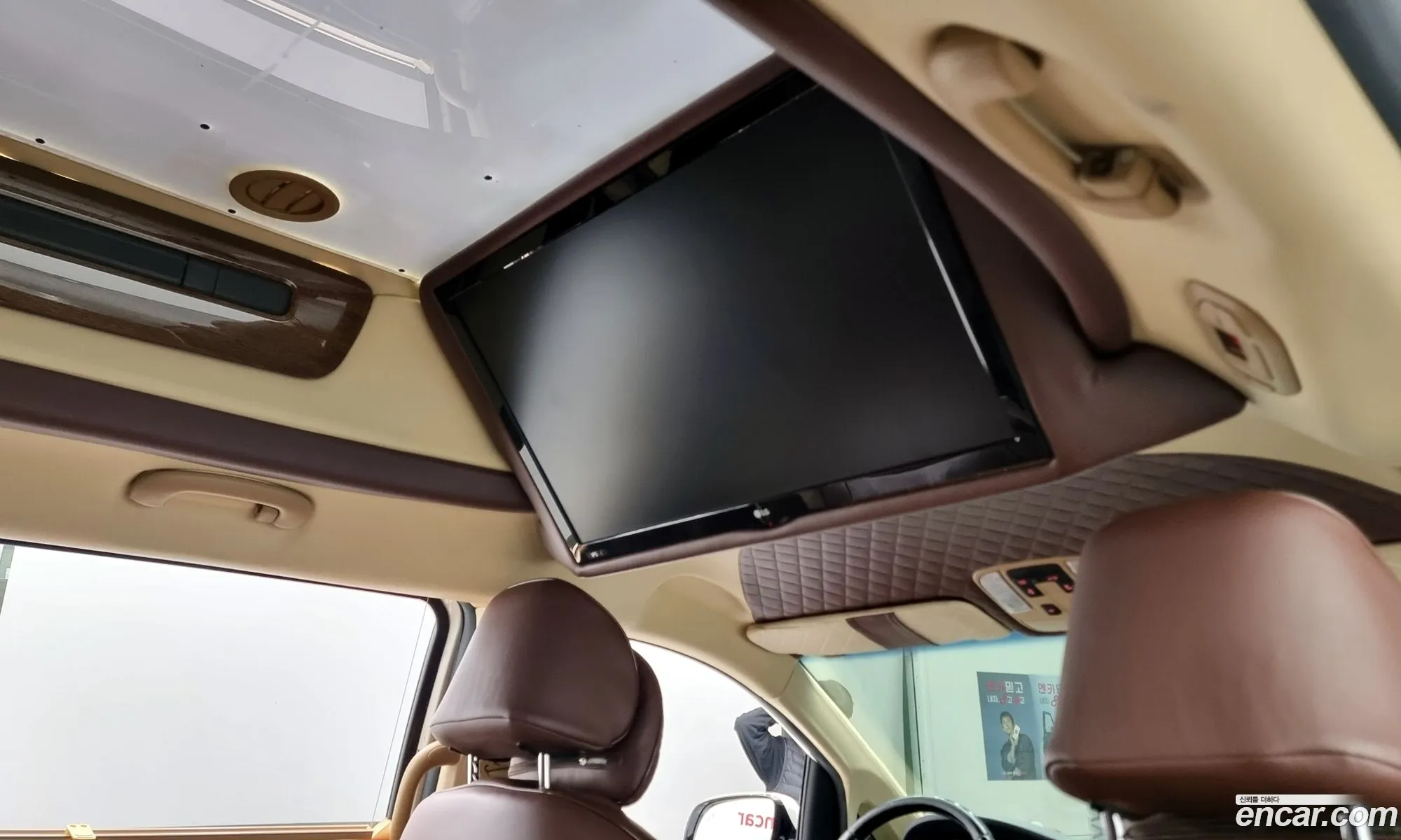 All New Carnival 9 -Seater High Limousine Prestige - фотография 12733895