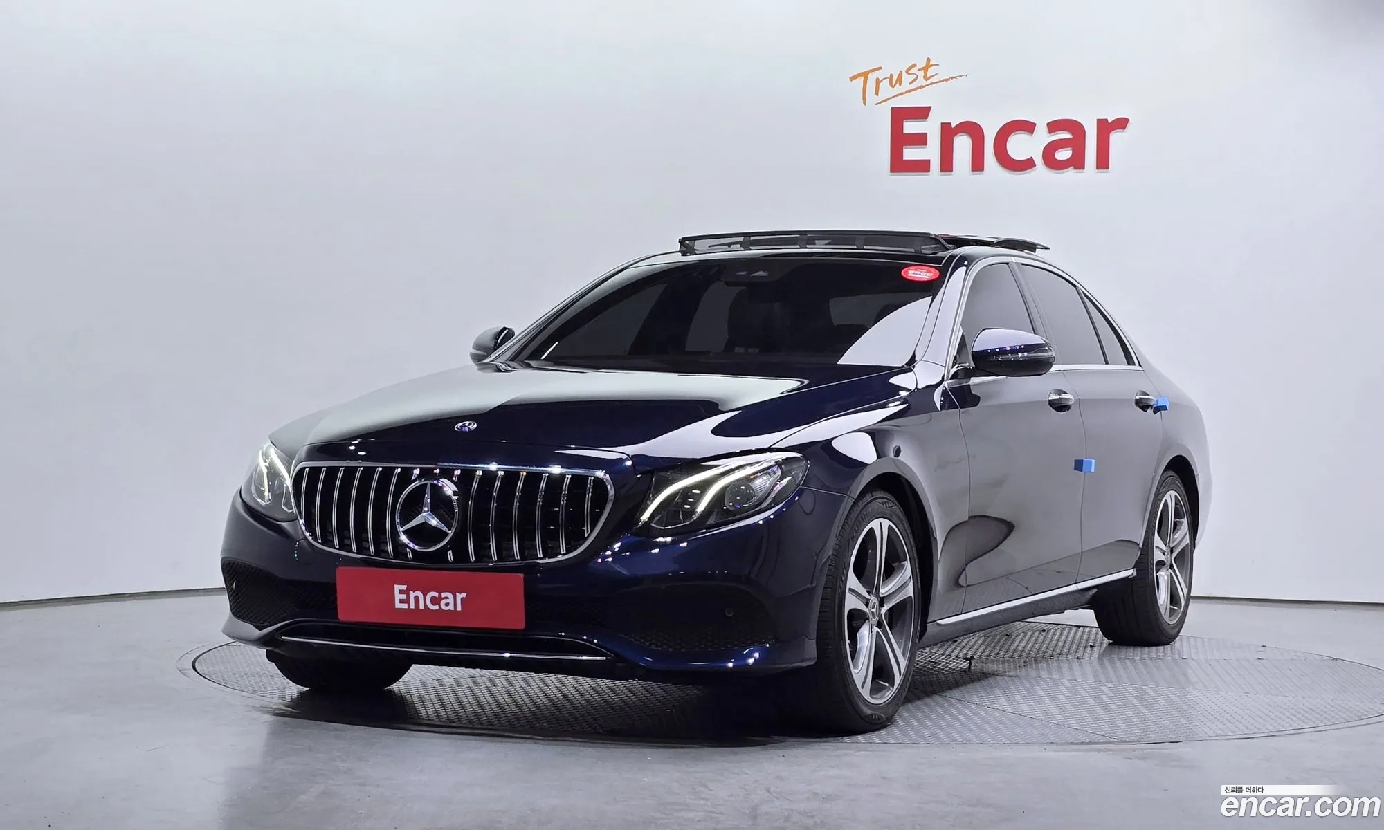 E-Class W213 E300 Avant-Garde - фотография 11772943