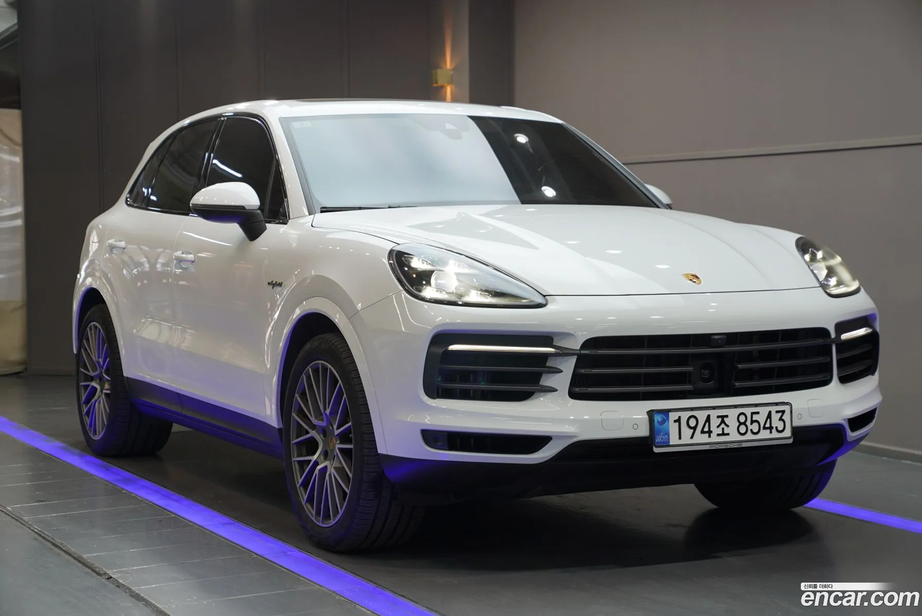 Cayenne Po536 30 E-Hybrid - фотография 958613