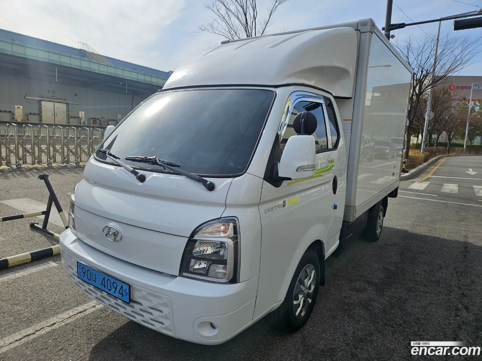 Porter Ii Exs High Embedded Tower 1 Ton Super Cap Electric Ev - фотография 13139646