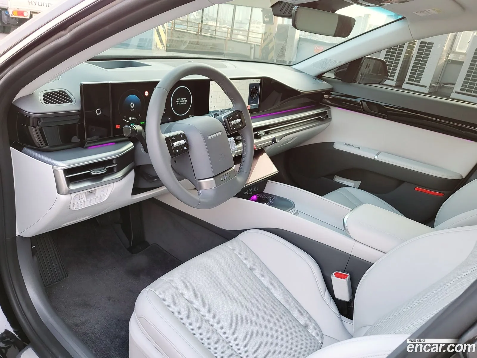 Grandeur Hybrid Gn7 Premium - фотография 12387534