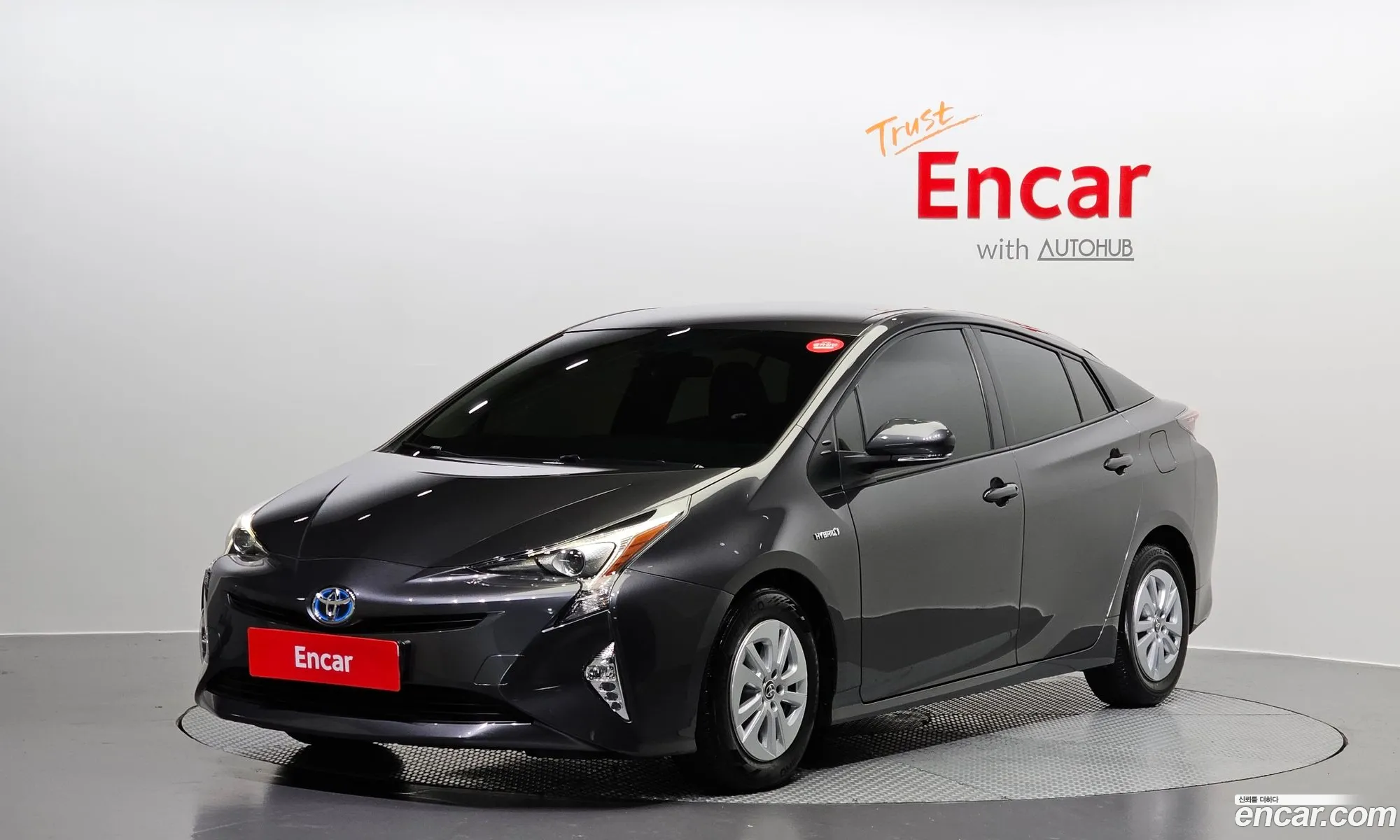 Prius V 18 - фотография 3708554
